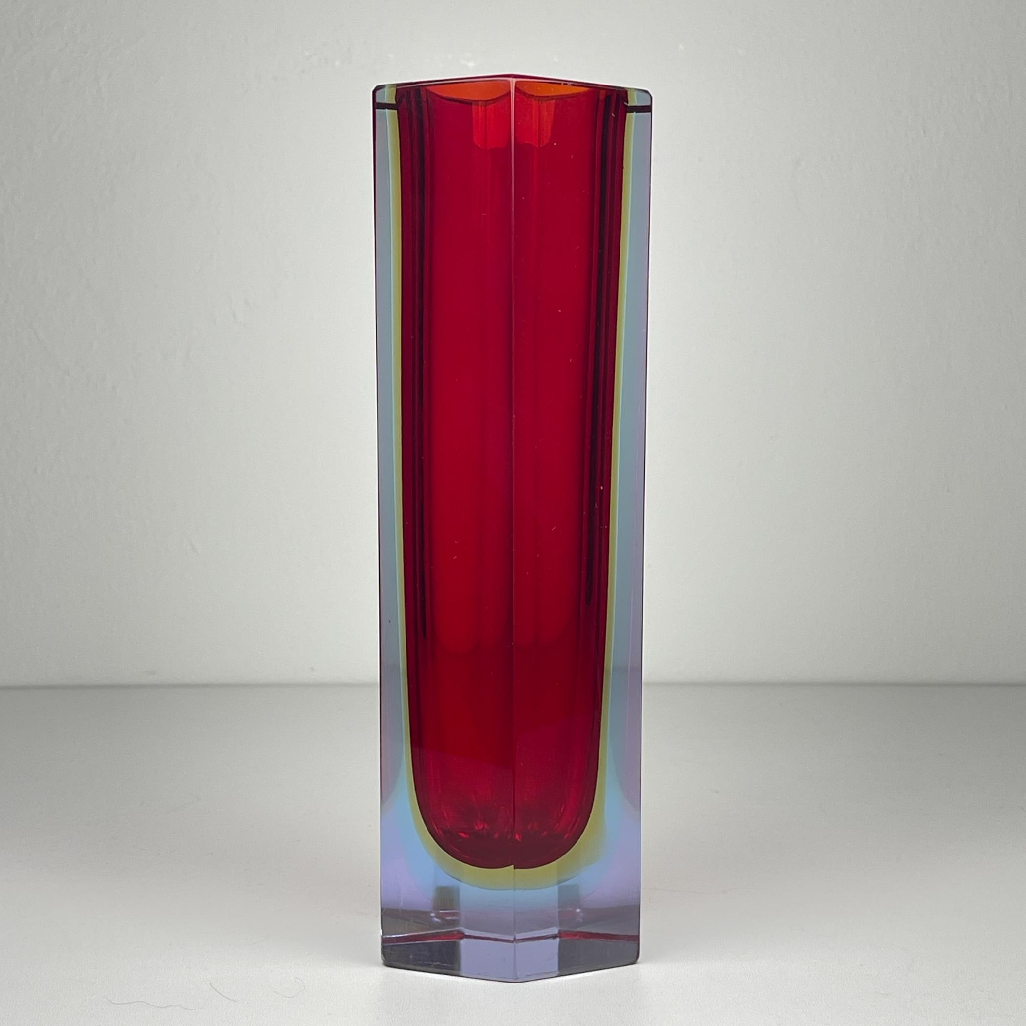 Italian Sommerso murano glass vase style Flavio Poli, Italy 1970s For Sale