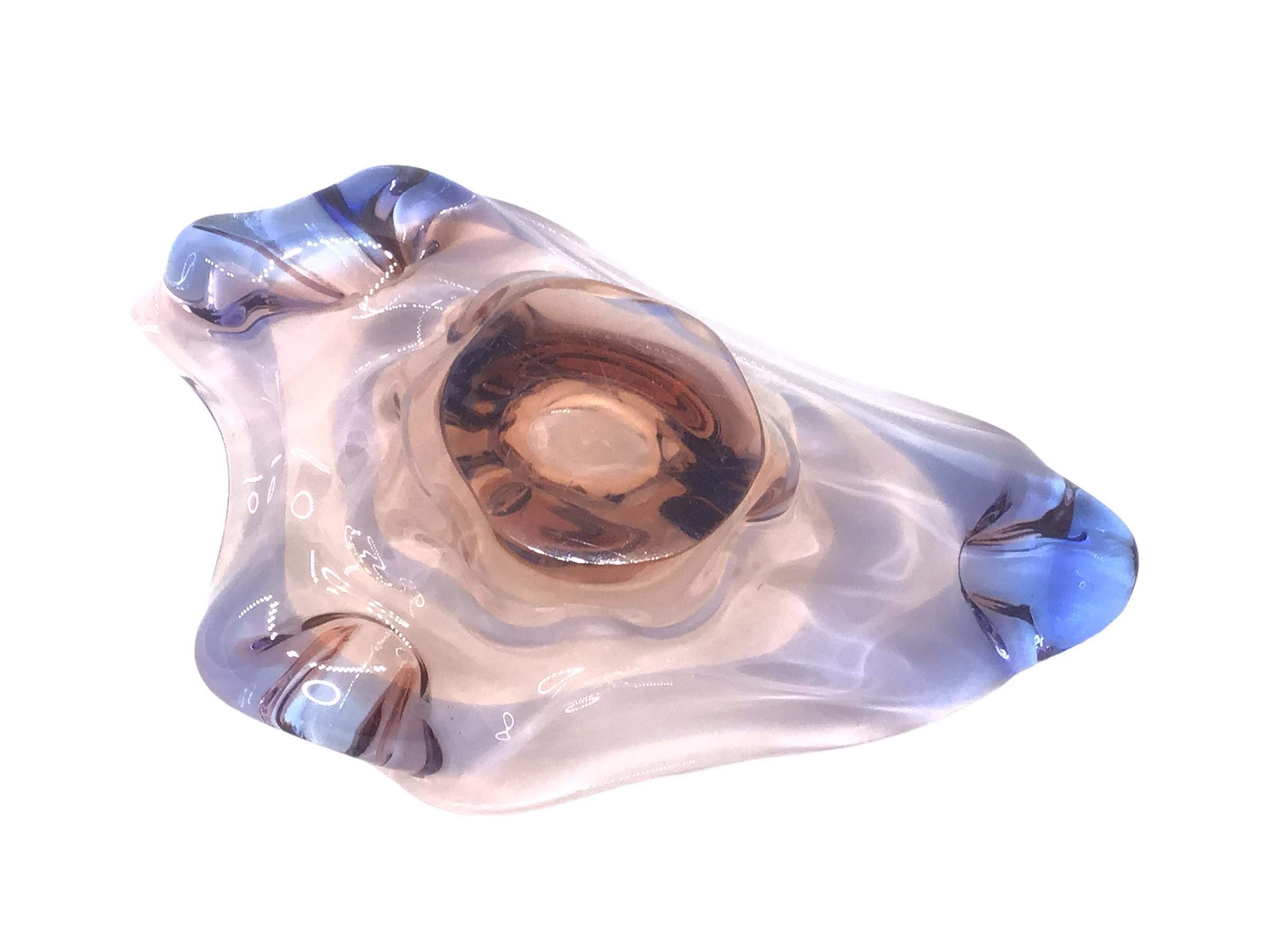 Sommerso Organic Murano Art Glass Bowl, Catchall ou Cigar Astray Bon état - En vente à Nuernberg, DE