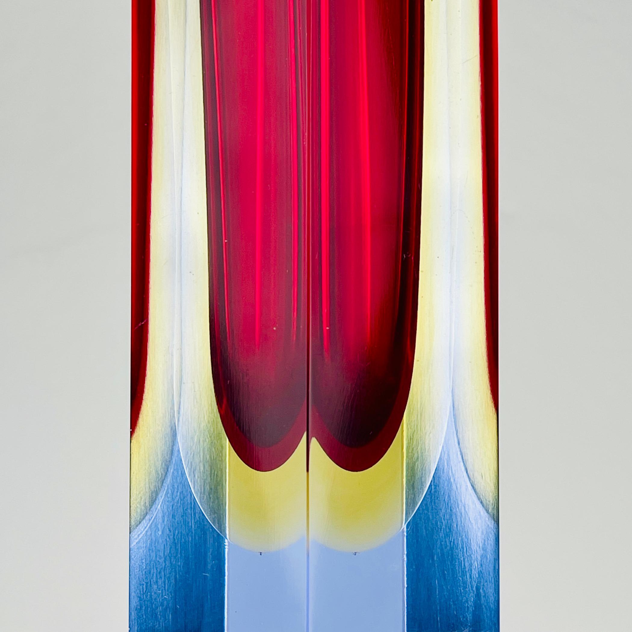 XX secolo Vaso in vetro di Murano Sommerso rosso, stile Flavio Poli, Italia anni '70 in vendita