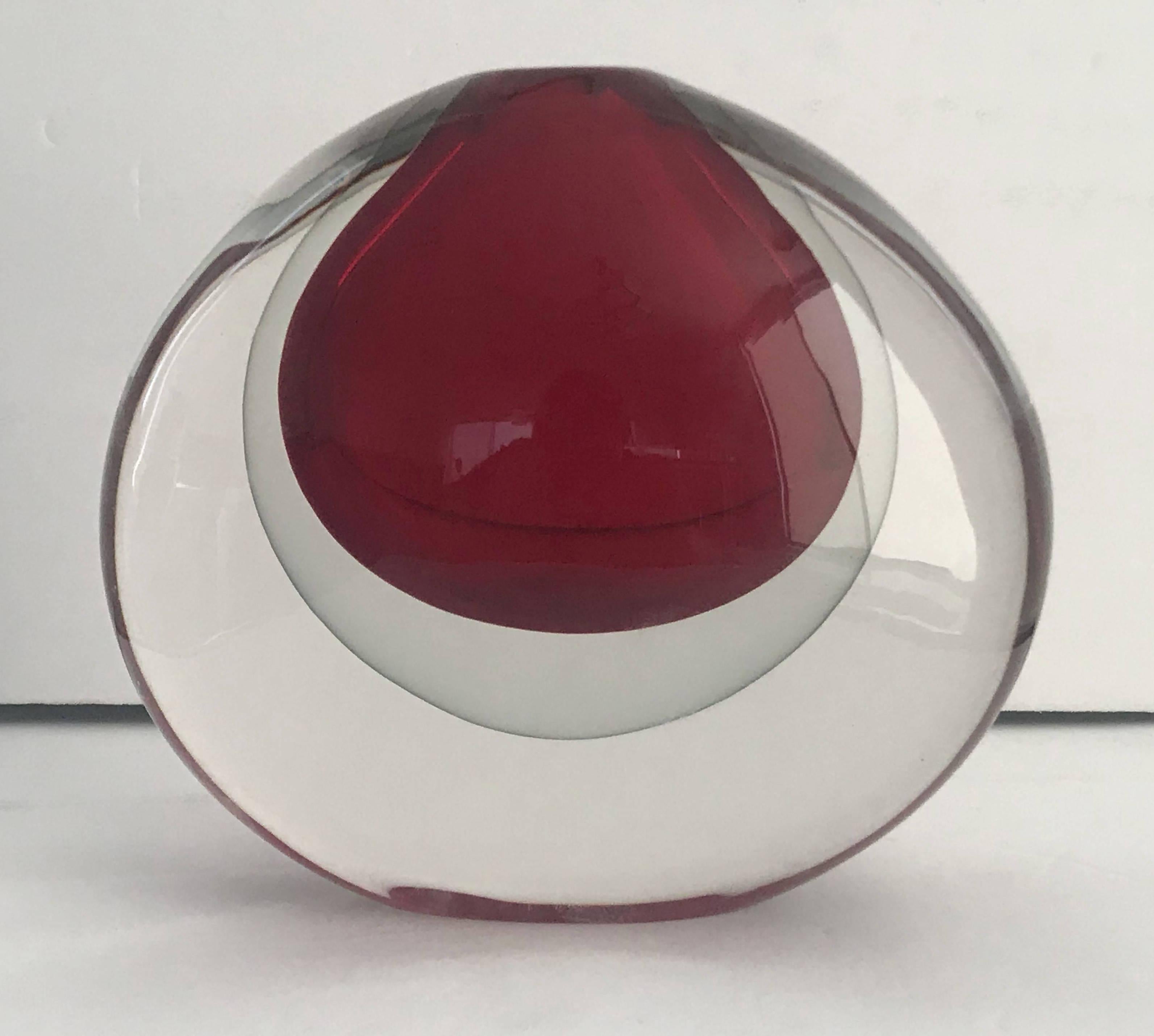Italian Murano glass vase or sculpture hand blown in Sommerso technique to form elegant layers in clear, smoky and red / Made in Italy by Salviati, circa 1980s
Original sticker on the vase
Measures: Height 7.5 inches, width 8.5 inches, depth 4.5