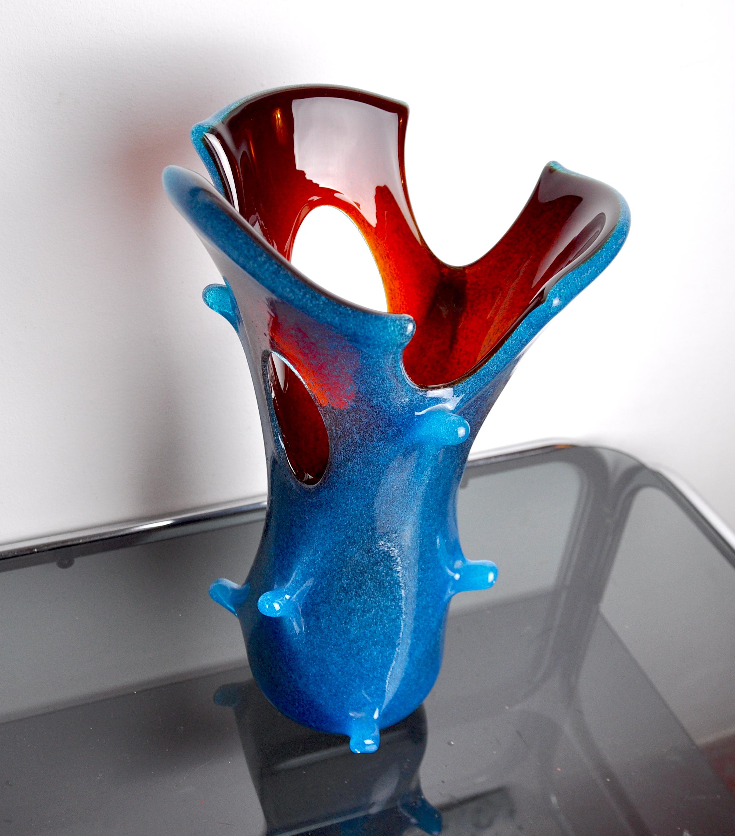 Late 20th Century Sommerso vase by seguso in two-tone murano glass, Italy, 1970 For Sale