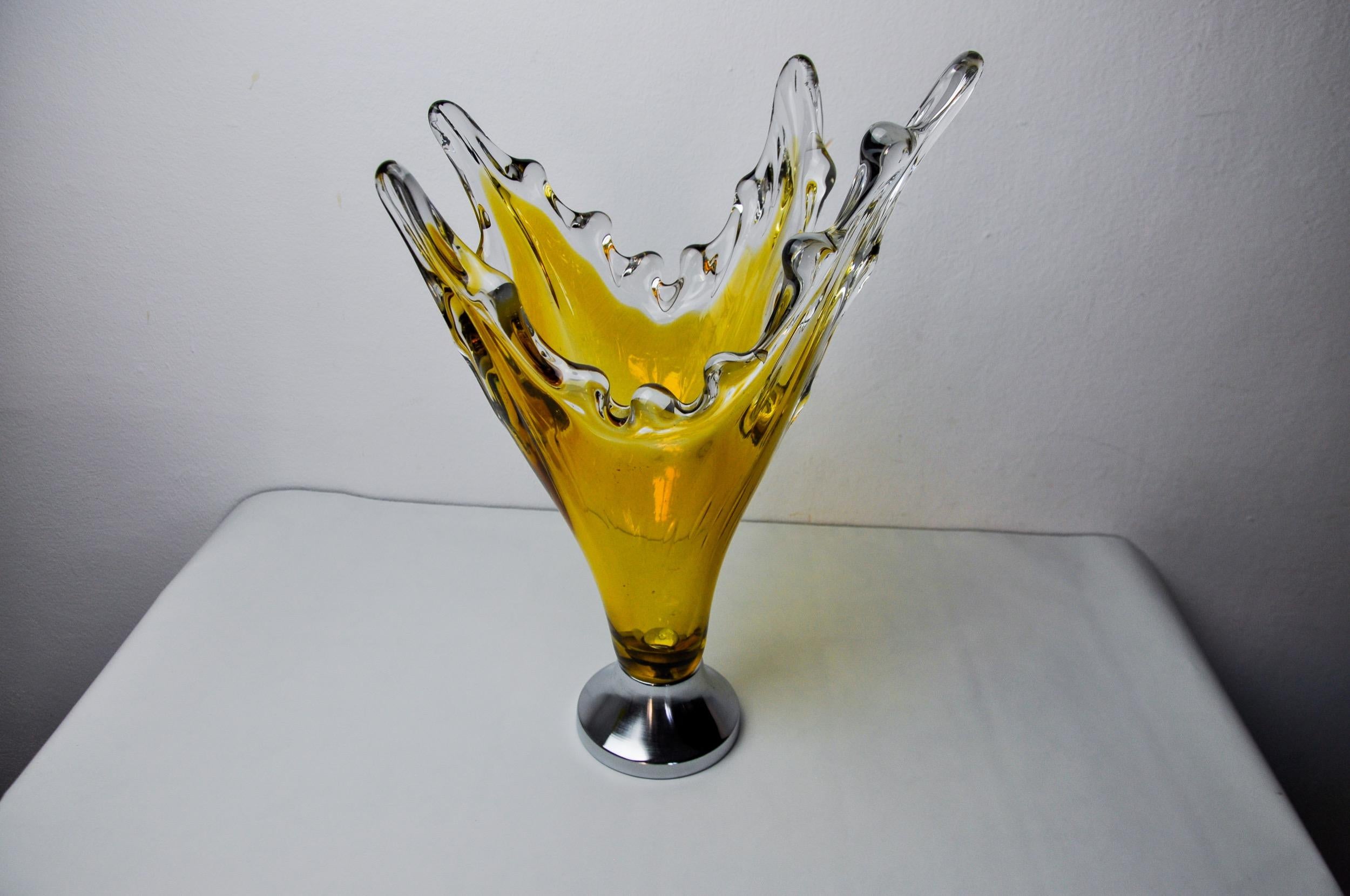 Hollywood Regency Vase Murano Glass Sommerso en verre de Murano jaune, Italie, 1970 en vente