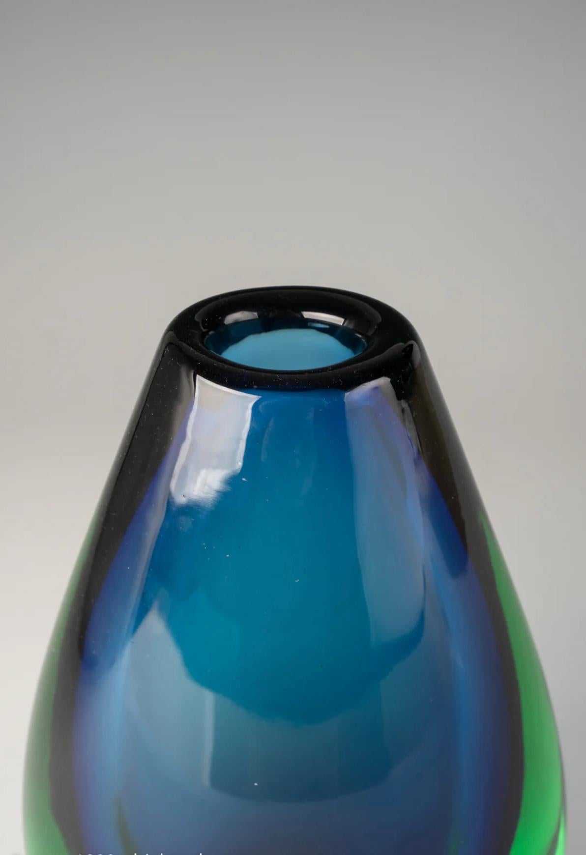 Sommerso Vase Flavio Poli, Seguso, 1954 In Excellent Condition For Sale In Zurich, CH