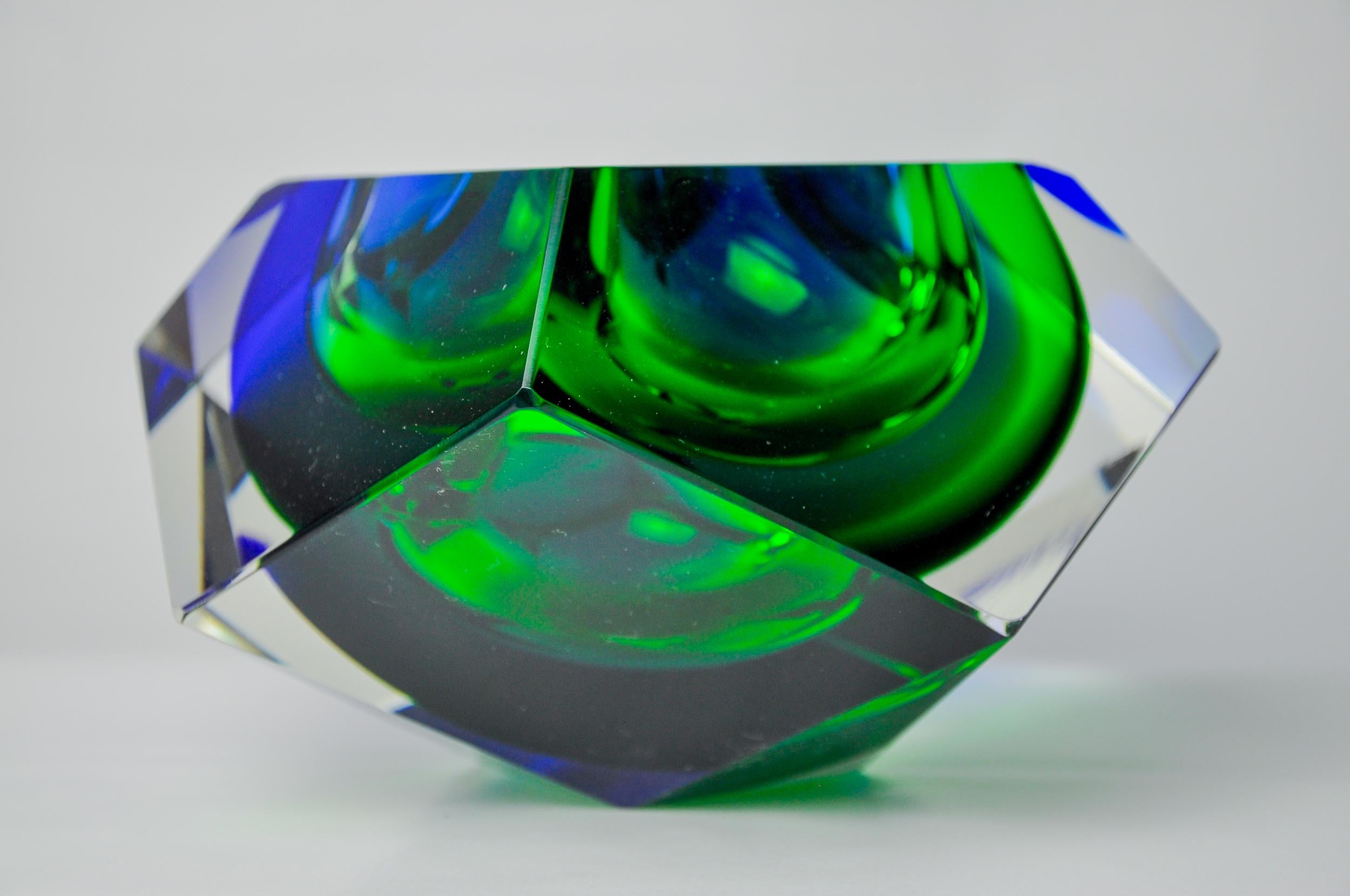 Italian Sommerso XL ashtray by Flavio Poli for Seguso, green and blue Murano glass Italy