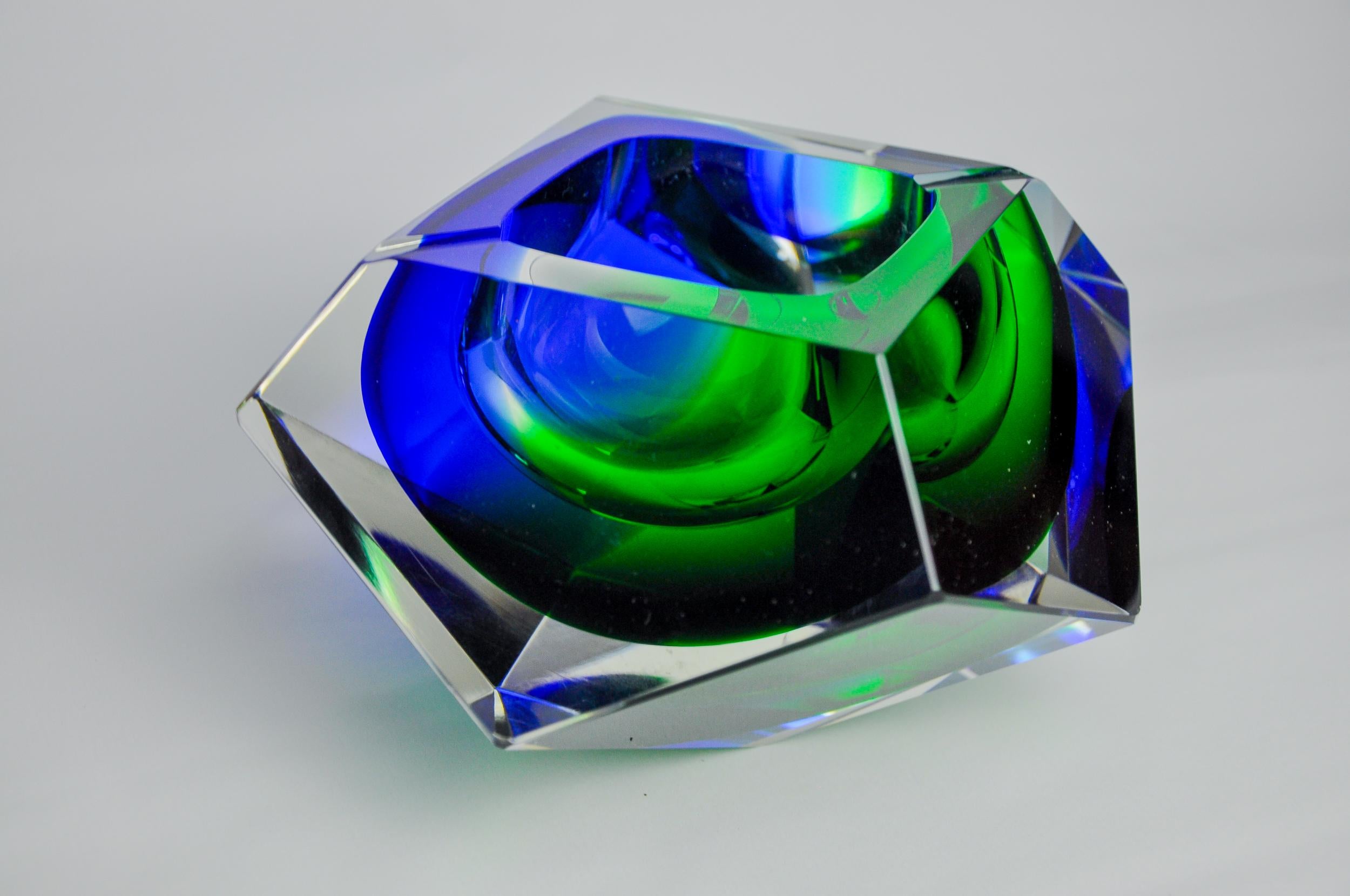 Late 20th Century Sommerso XL ashtray by Flavio Poli for Seguso, green and blue Murano glass Italy
