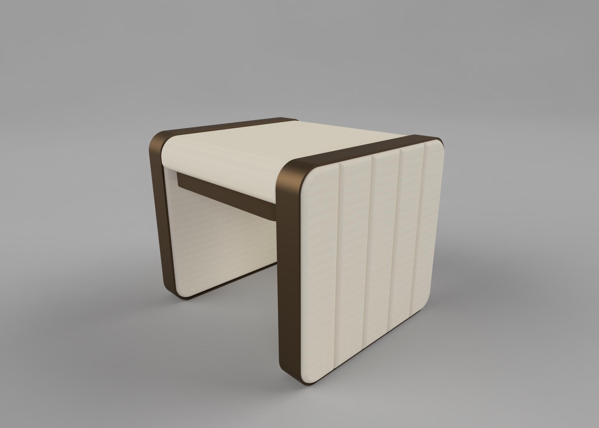 detailing stool