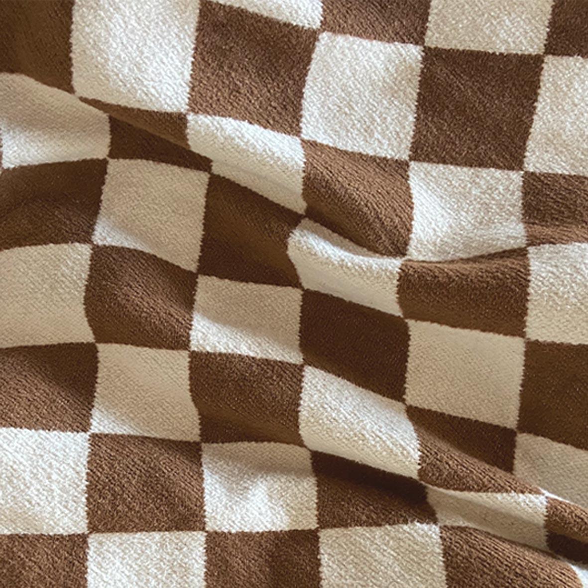 Sona Checkerboard Brown Recycled Cotton Throw For Sale 1