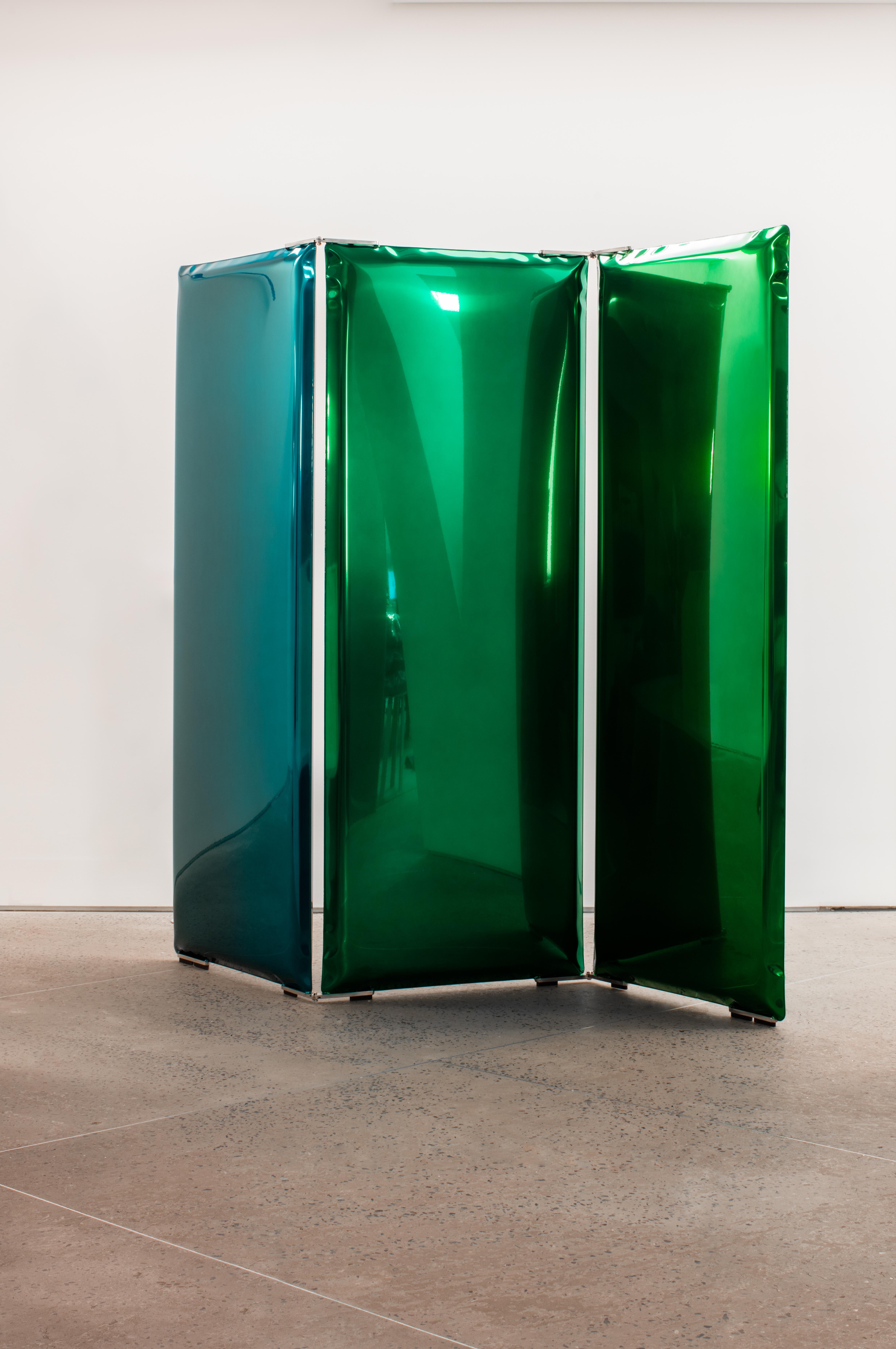 Spiegel/Raumteiler „Sonar“ aus Edelstahl von Zieta, Smaragd (Minimalistisch) im Angebot
