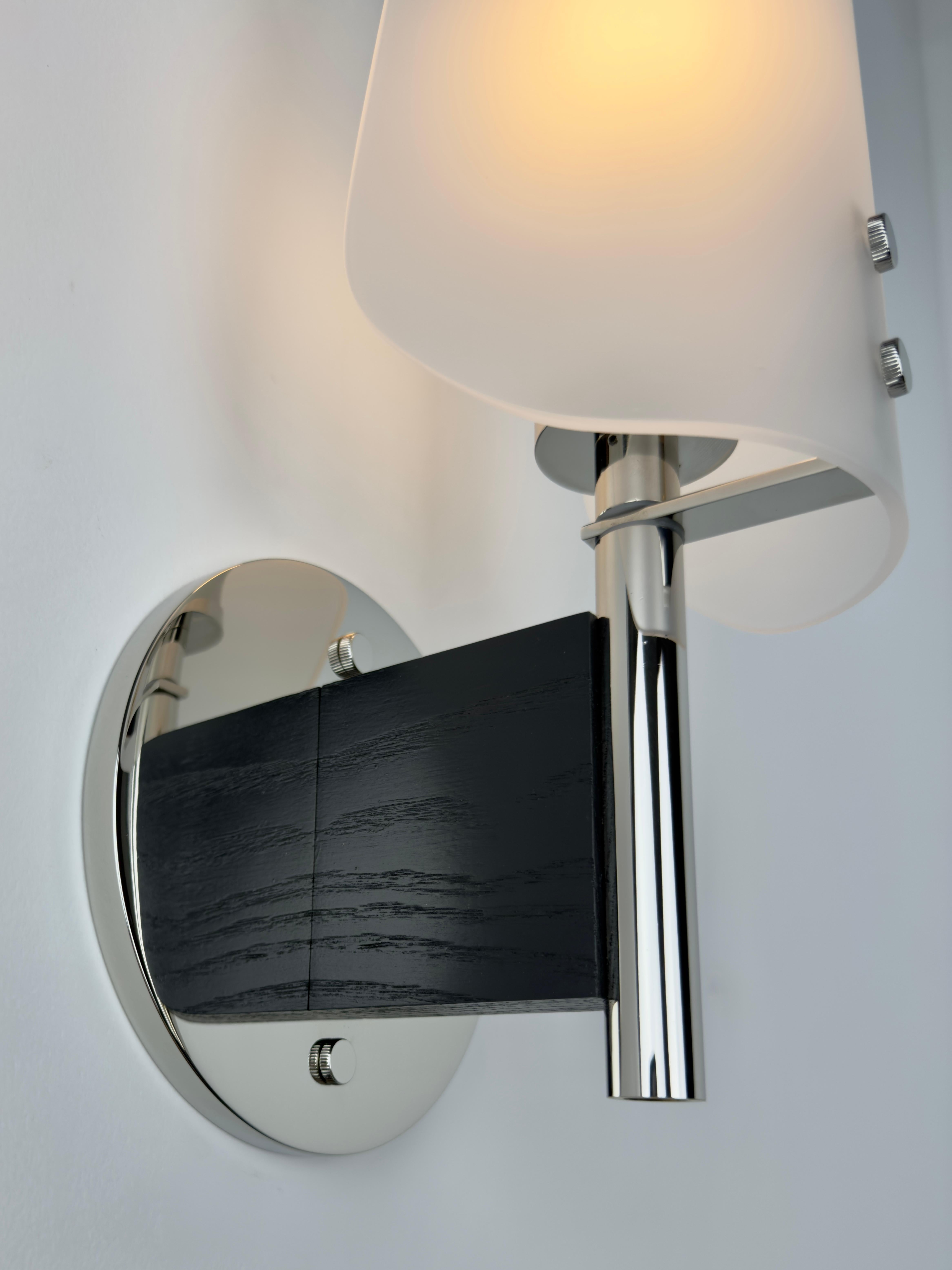 XXI secolo e contemporaneo Sonata Sconce Type 1 - Applique moderna in metallo, vetro acidato e Wood in vendita