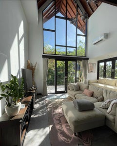 Tapis contemporain en laine touffetée à la main de forme irrégulière Sonate Pasifique de RAG Home