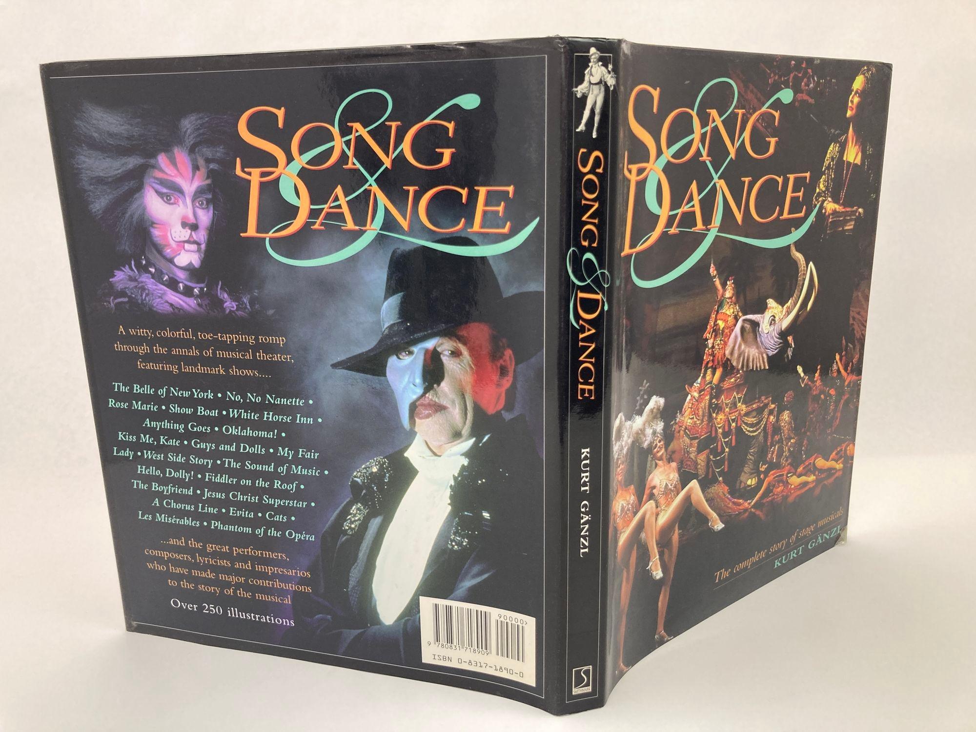 Papier Song & Dance The Complete Story of Stage Musicals Kurt Ganzl livre à couverture rigide en vente