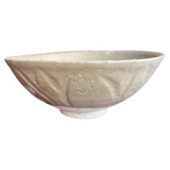Song dinasty period earthenware bowl