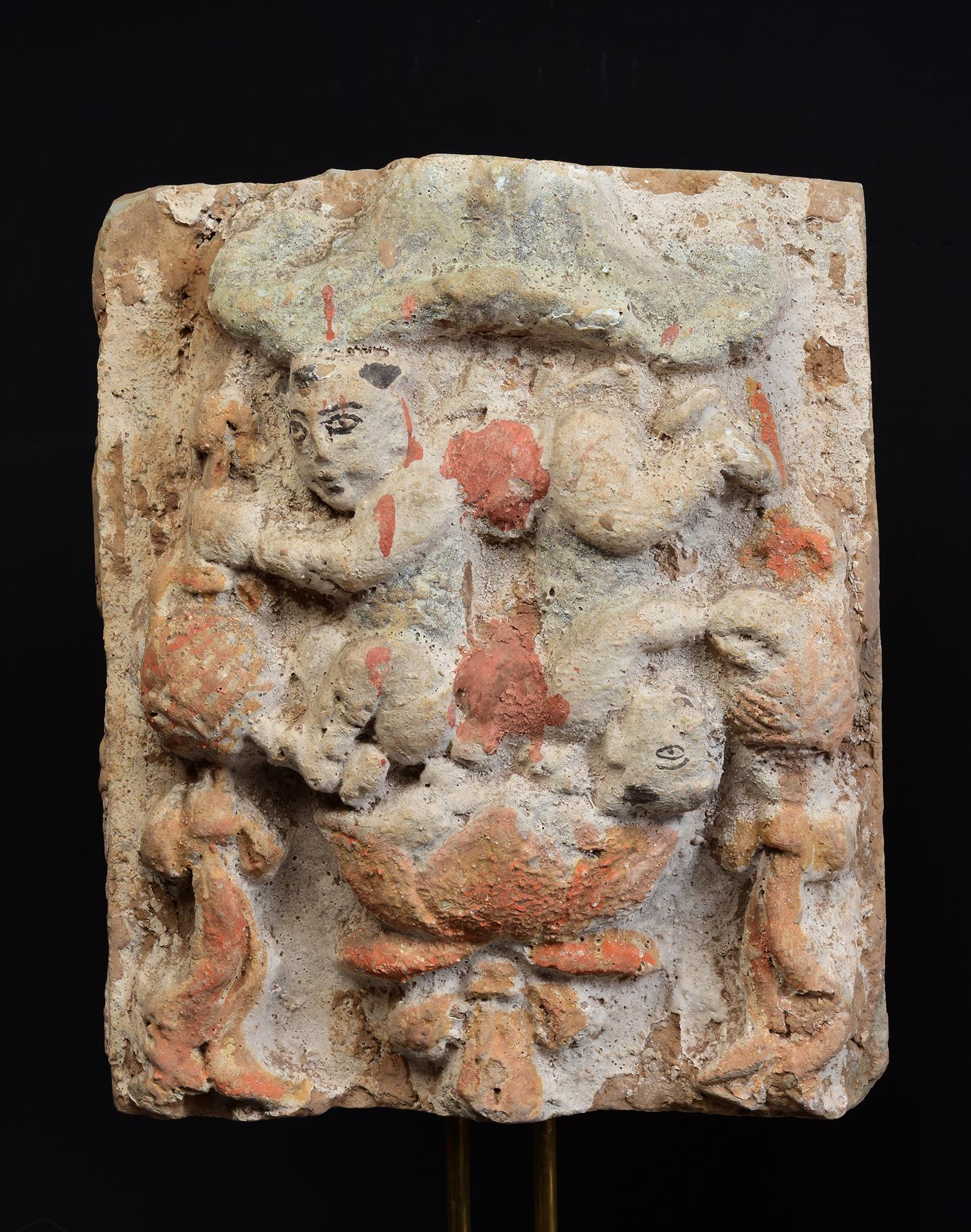 Song Dynasty, A Pair of Antique Chinese Painted Pottery Panel with Figures In Good Condition For Sale In Sampantawong, TH