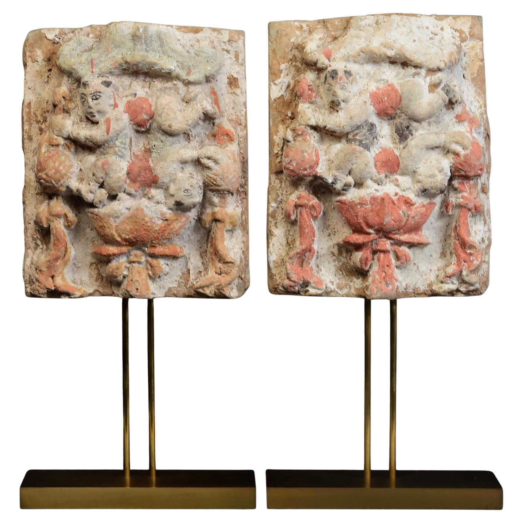 Song Dynasty, A Pair of Antique Chinese Painted Pottery Panel with Figures For Sale