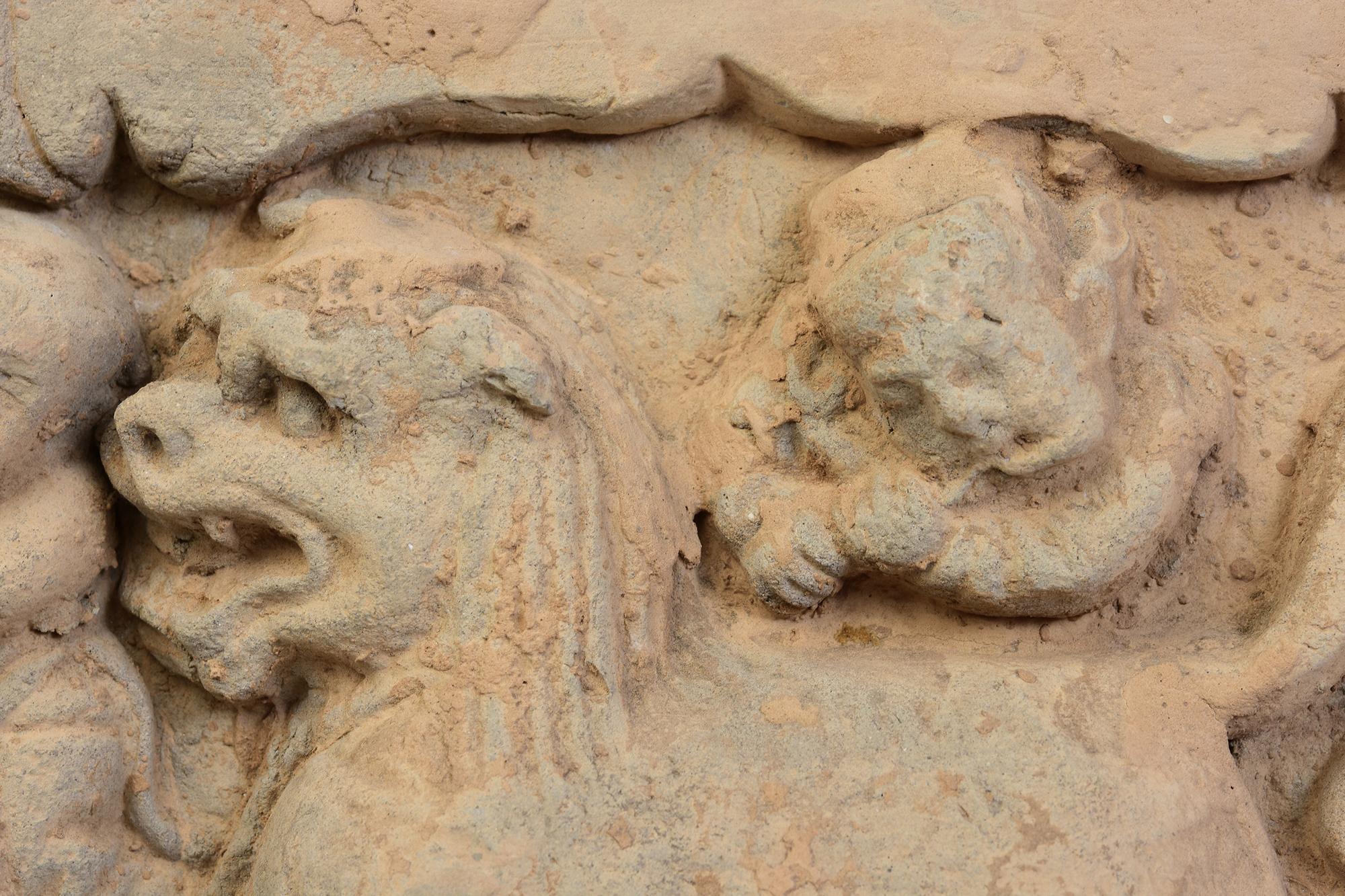 Song Dynasty, A Pair of Antique Chinese Pottery Brick Tile with Lion and Figures For Sale 3