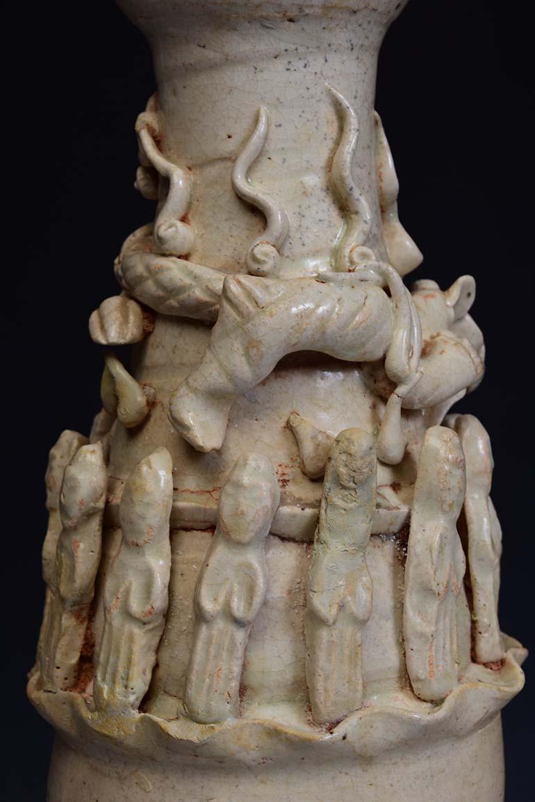 Song-Dynastie, ein Paar antike chinesische Porzellanvasen mit Drachen und Göttern im Angebot 7