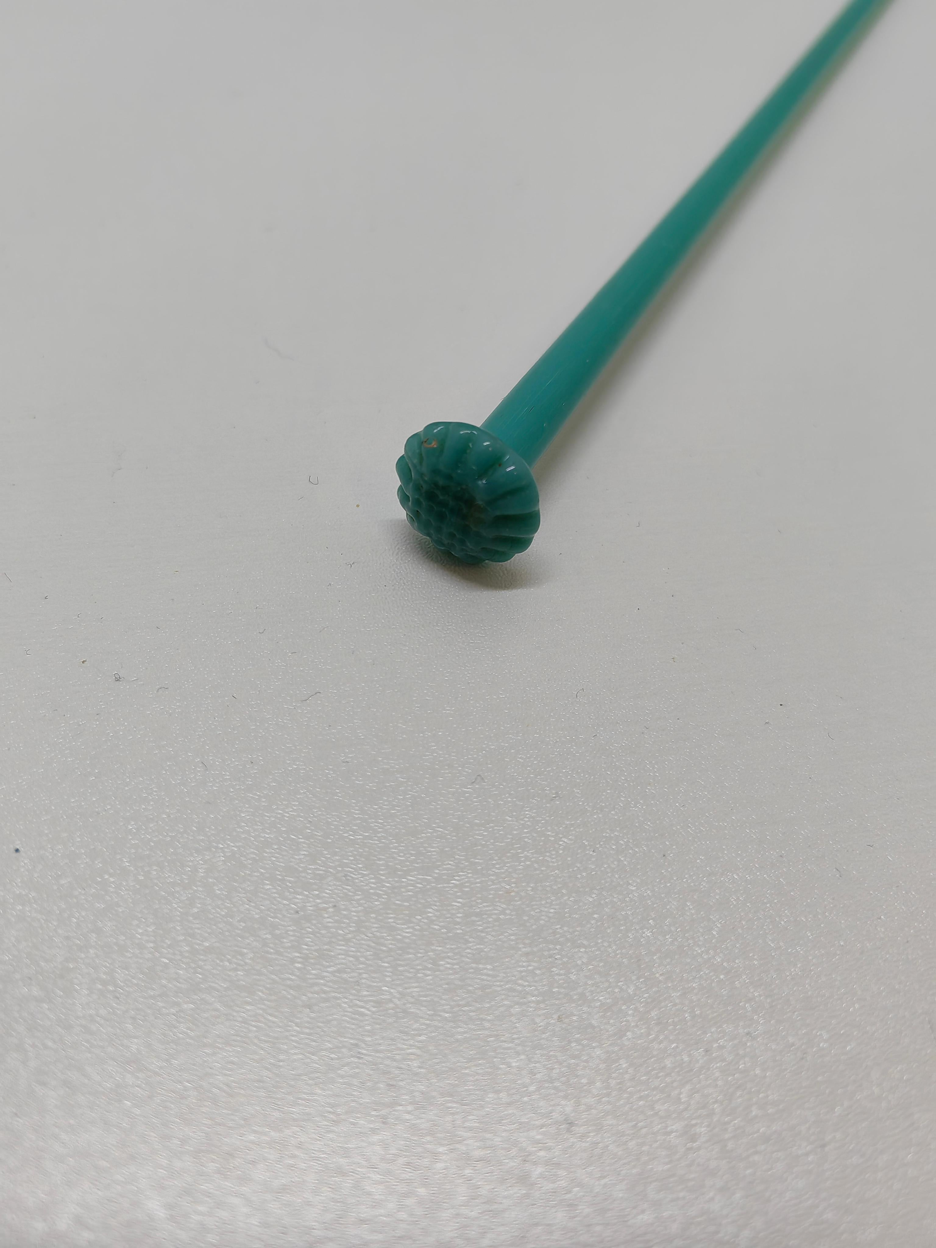 Song Dynasty Cyan Glazed Hairpin 

Experience the elegance of ancient Chinese artistry with this exquisite Song Dynasty cyan glazed hairpin (宋代青色琉璃簪子). Renowned for its refined craftsmanship and beautiful glaze, this hairpin is a perfect