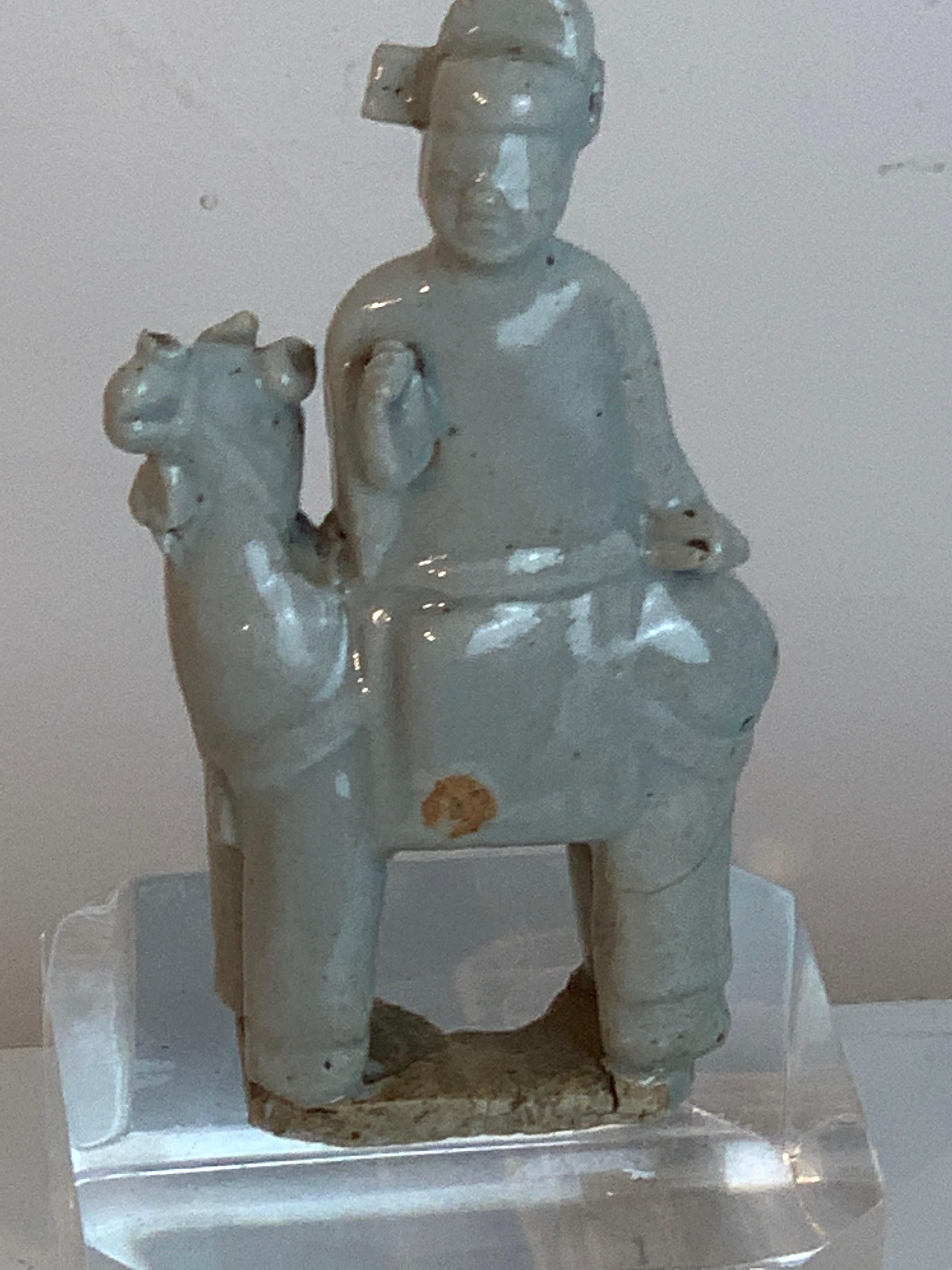 Song Dynasty Chinese Celadon Porcelain Horse and Rider on Later Lucite Pedestal For Sale 12