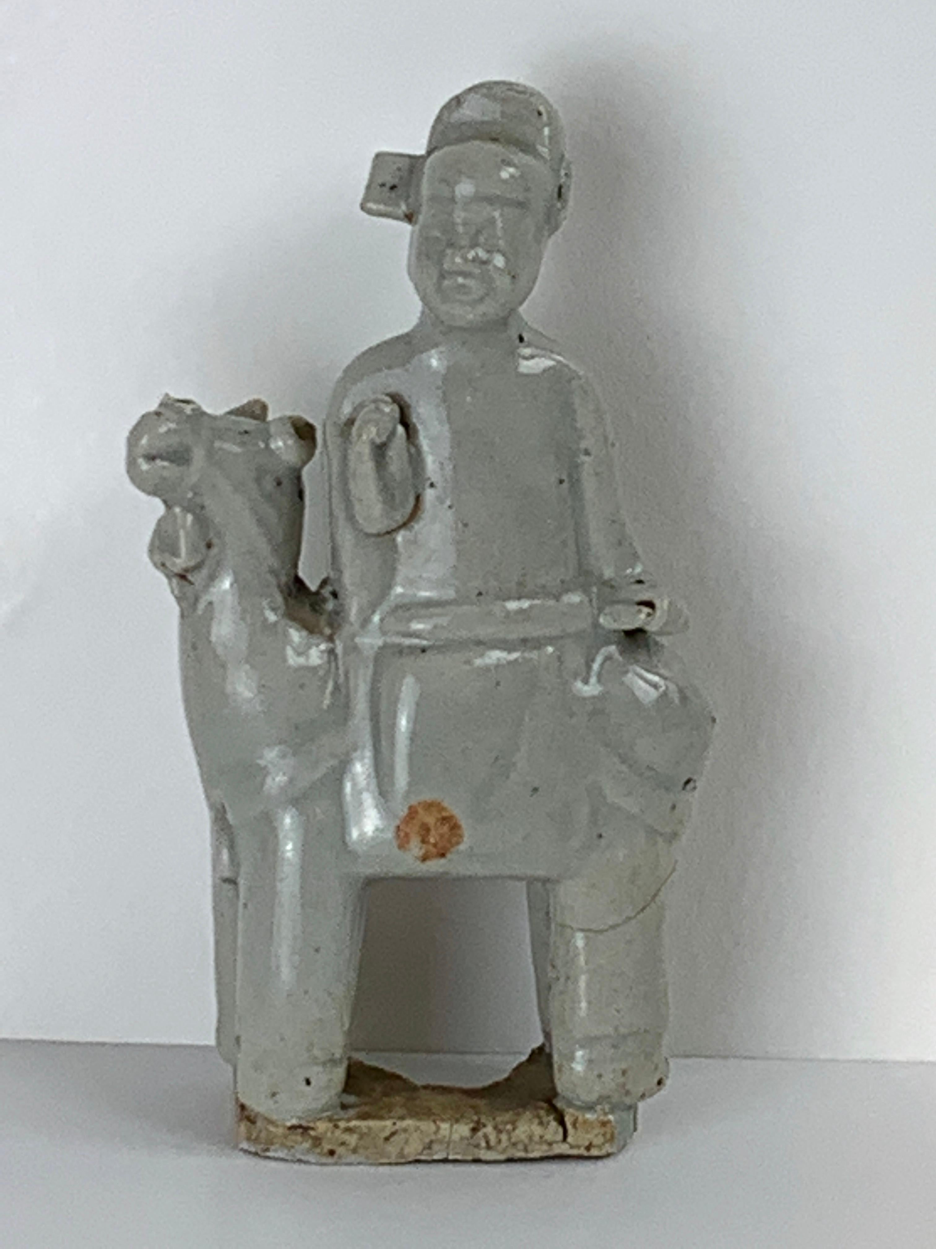 Song Dynasty Chinese Celadon Porcelain Horse and Rider on Later Lucite Pedestal For Sale 3
