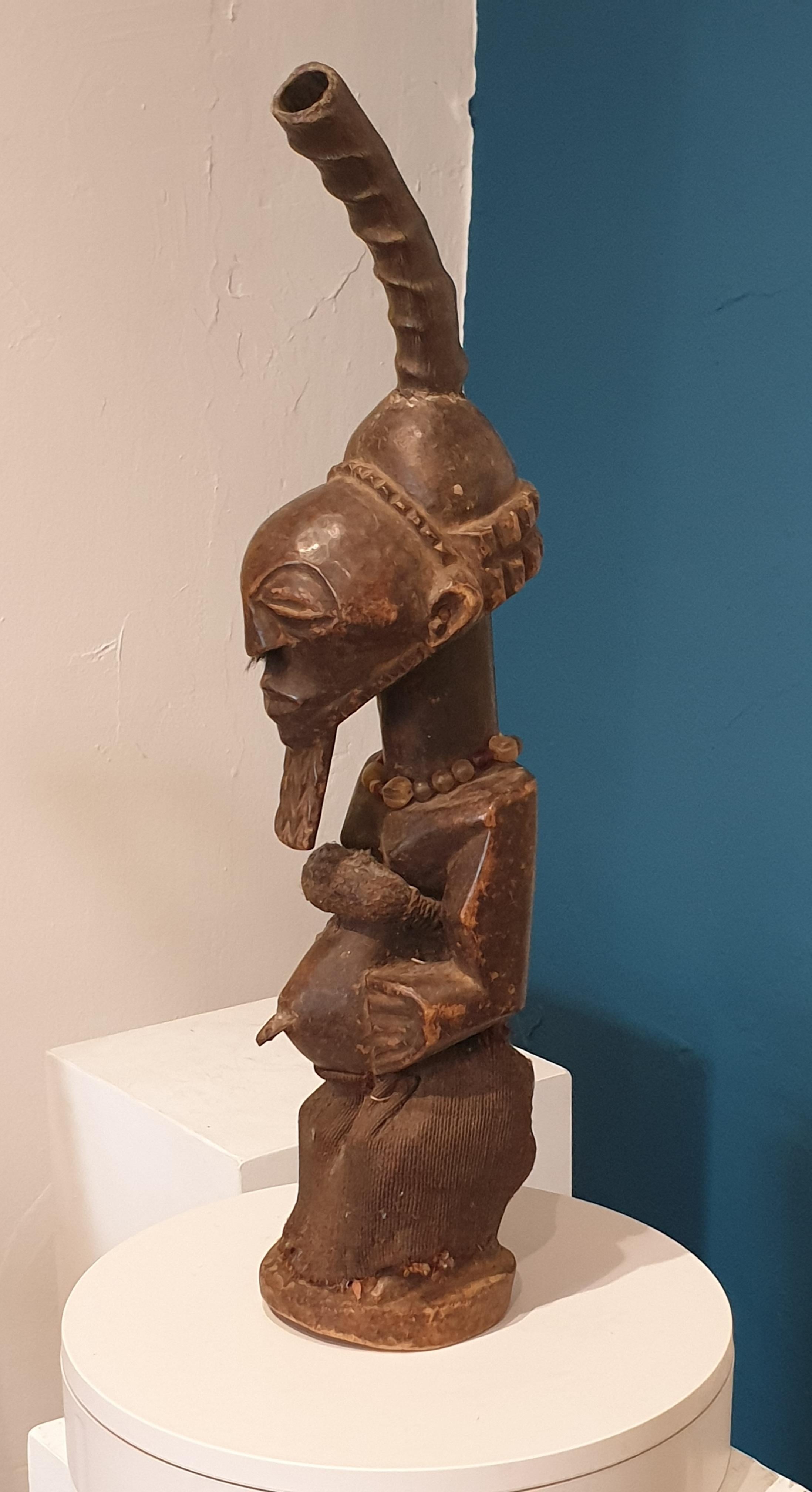 Songye Craftsmen Figurative Sculpture - Statue Songye, Republic of Congo, Misangu Glass Beads & Chiefly Raffia Skirt 