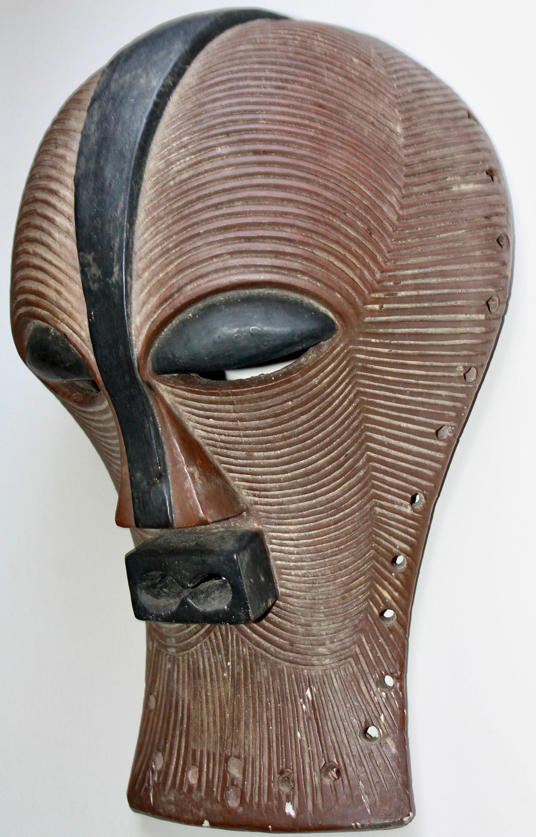 Songye Kifwebe Mask University Museum Plaster Cast In Good Condition For Sale In Sharon, CT