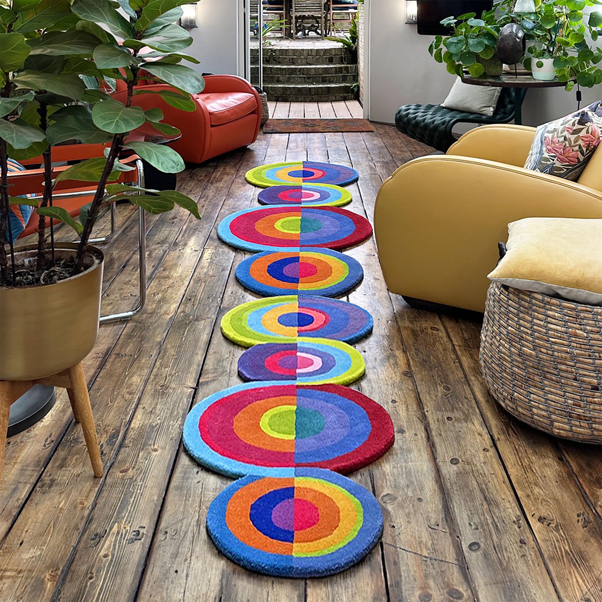 Sonia and Sonya Multi-Color Circles Contemporary Läufer Skinny Größe (Handgefertigt) im Angebot