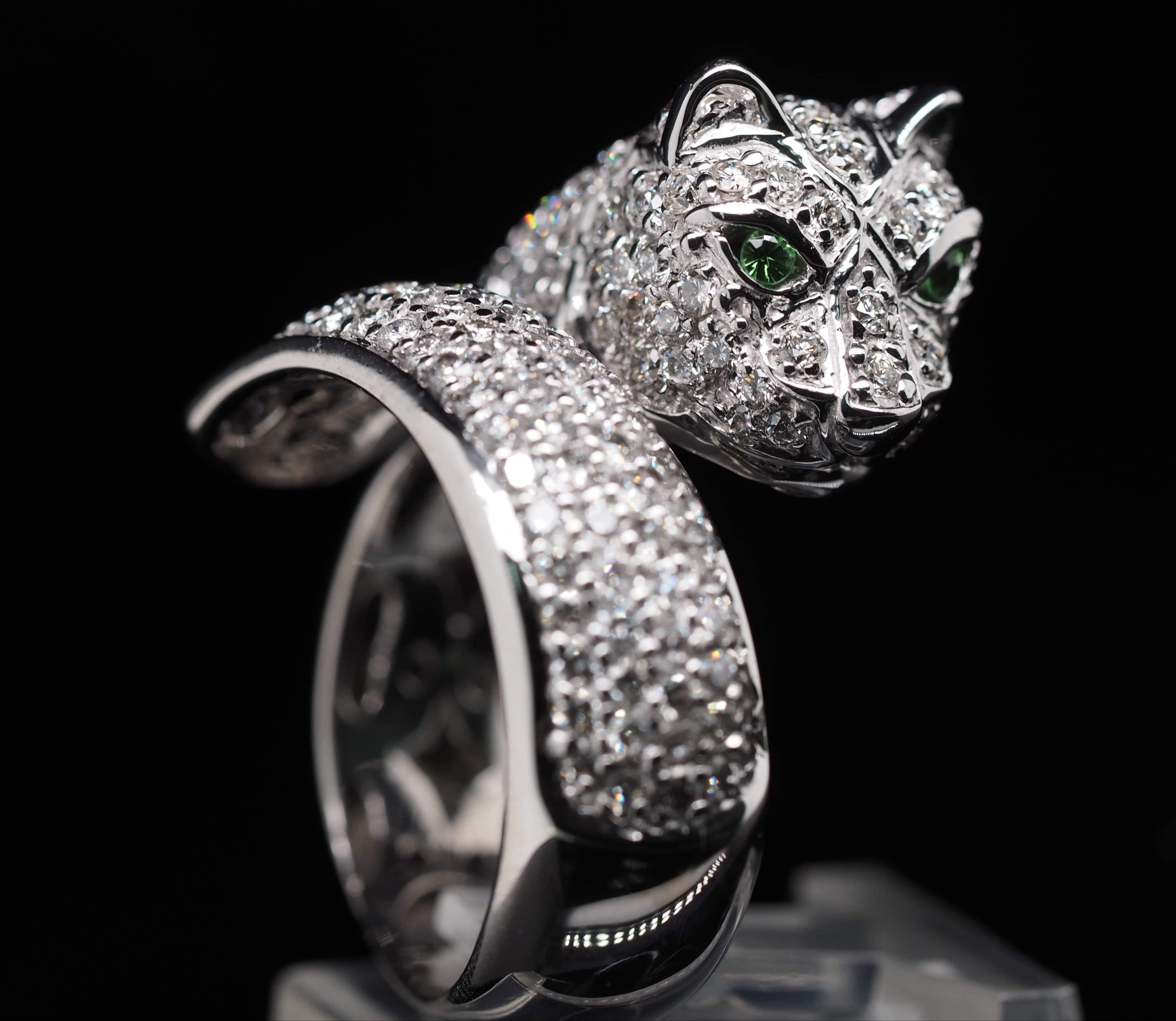 Sonia B. 14 Karat Gold 4 Carat TDW Diamond and Emerald Panther Ring 10