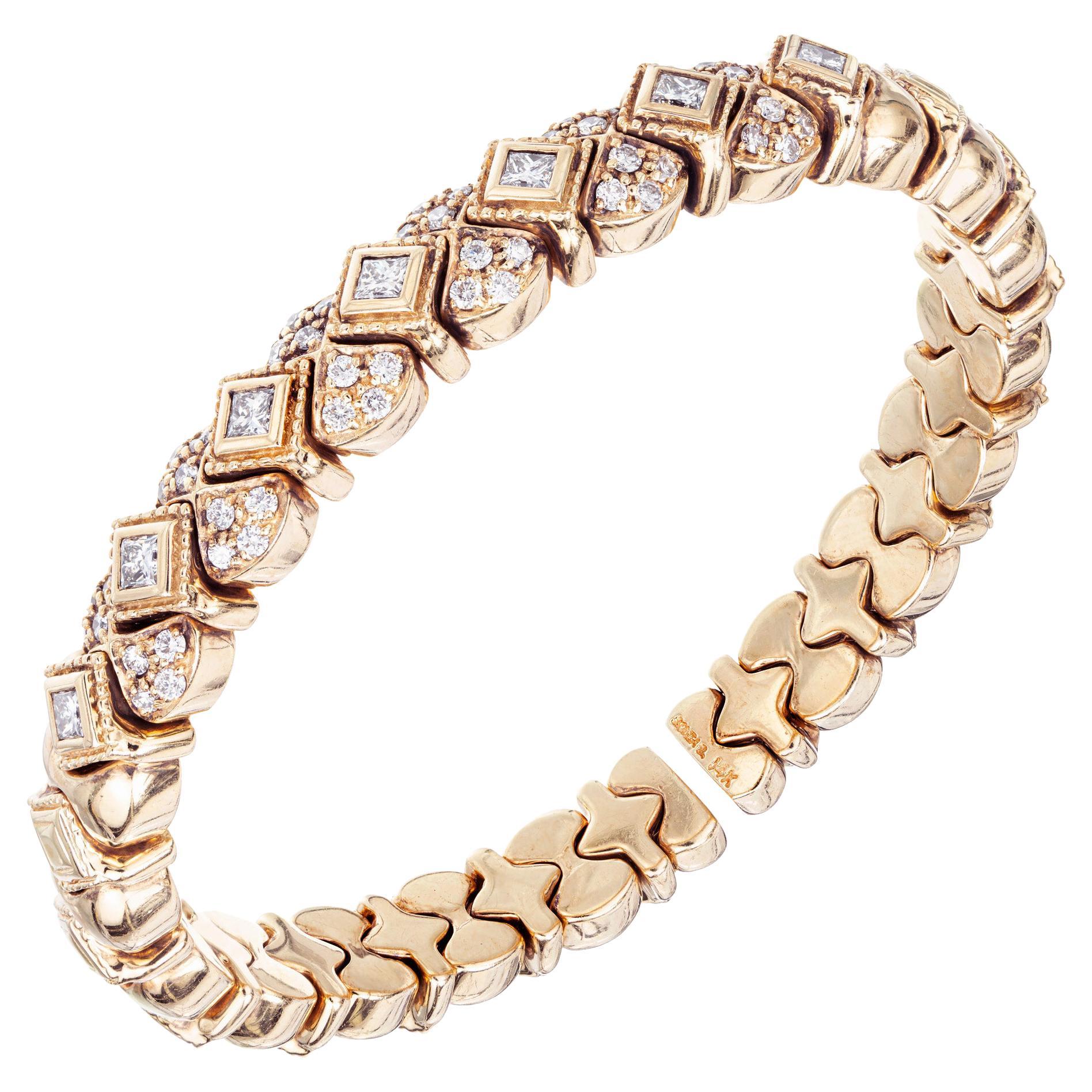 Sonia B. 1.54 Carat Galerie de Bijoux Diamond Gold Flex Bangle Bracelet