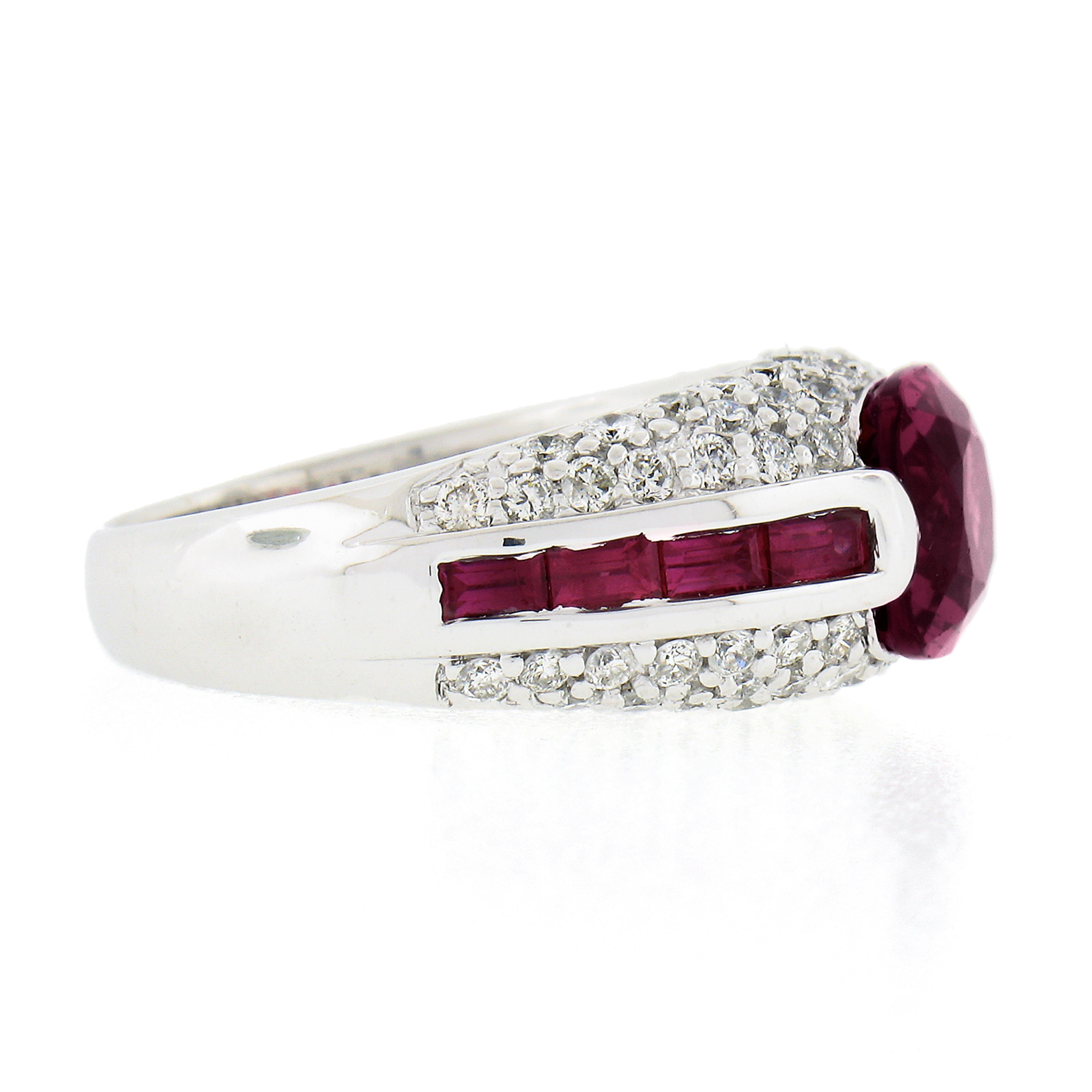 Sonia B. Bague à anneau solitaire en or 18 carats avec tourmaline rose coussin et diamants en vente 1