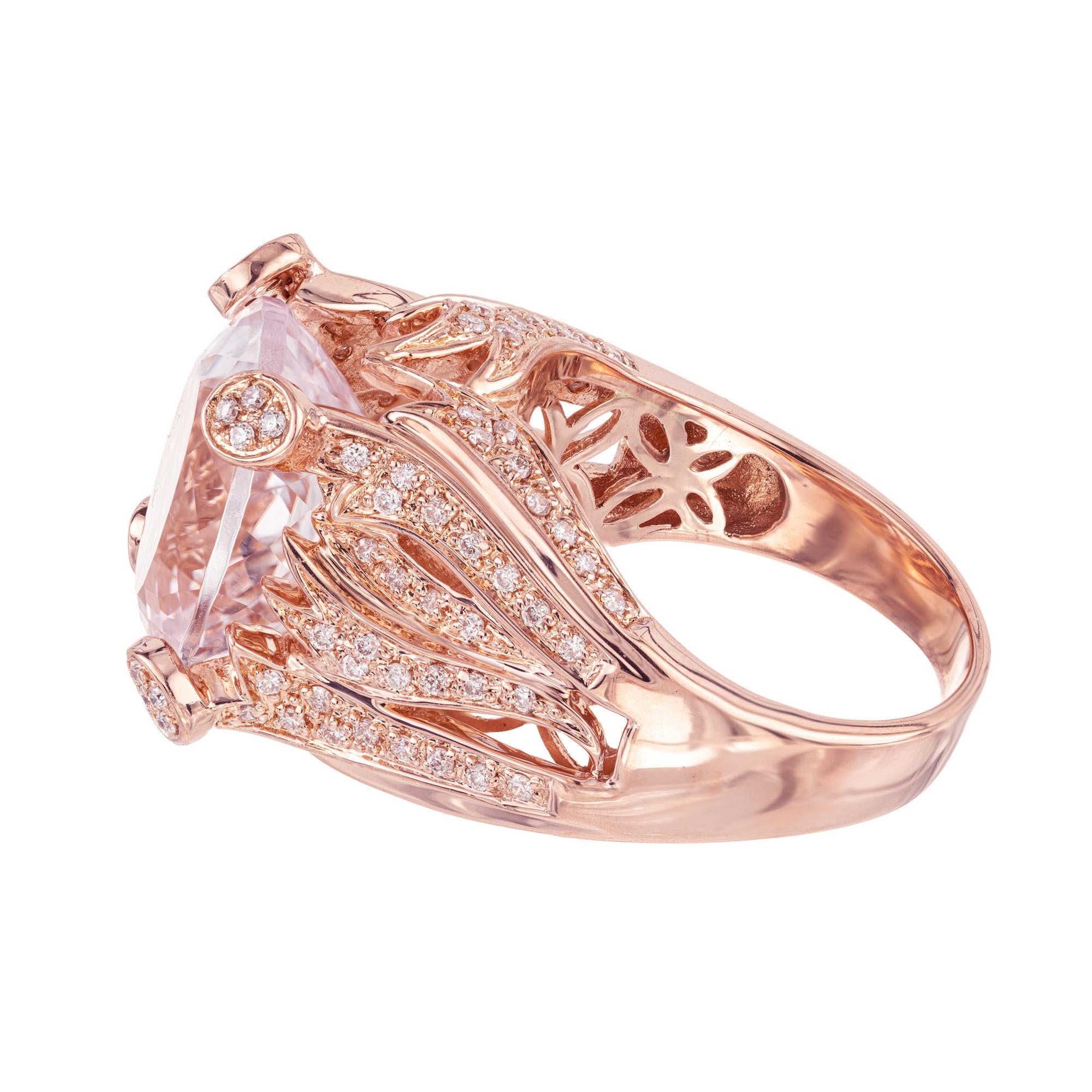 Taglio ovale Sonia B 8,00 Carati Pink Kunzite Diamante Oro Rosa Anello Cocktail in vendita