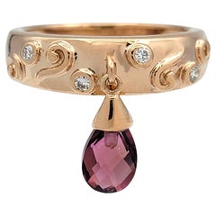 Sonia B. Ring aus 14 Karat Roségold mit baumelndem Granat im Schachbrettschliff