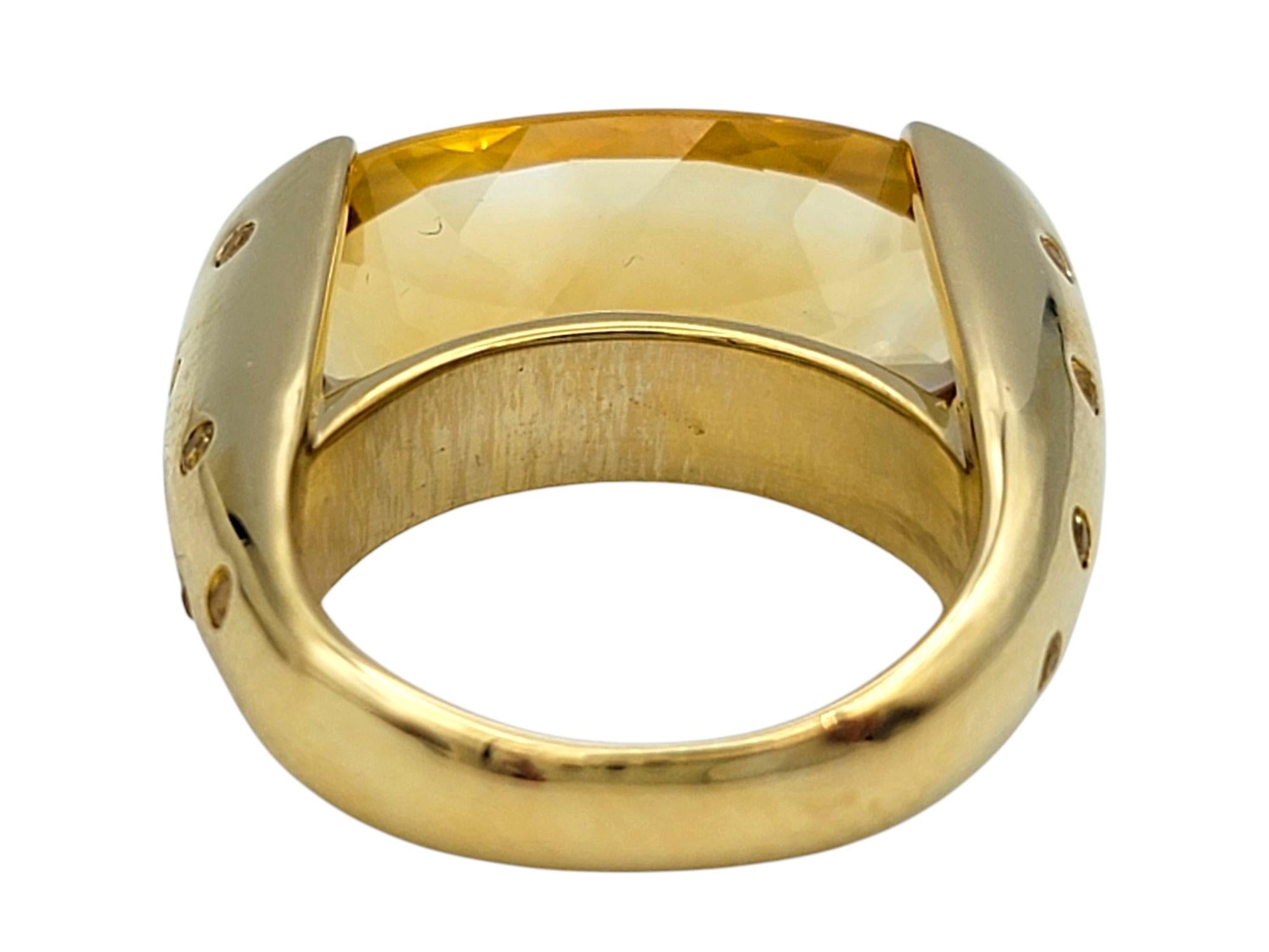 Sonia B East West Set Anello Cocktail con Citrino e Zaffiri Gialli in Oro 18 Carati in vendita 3