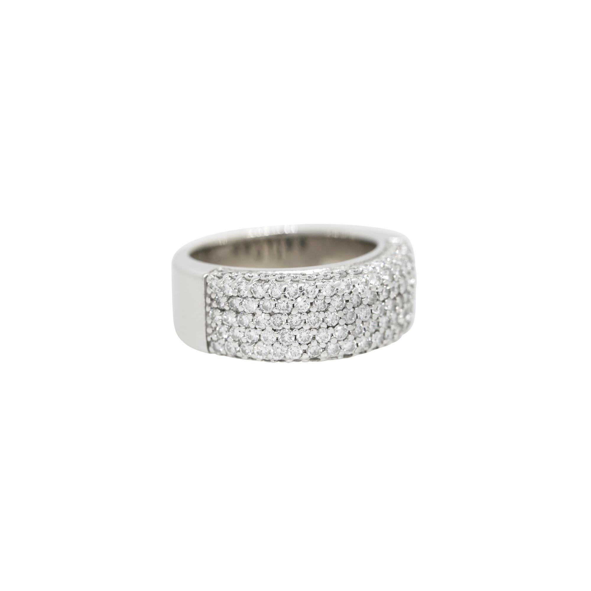 Round Cut Sonia B. Natural 1.70 Carat Diamond Pave 18-Karat Fashion Ring In Stock For Sale