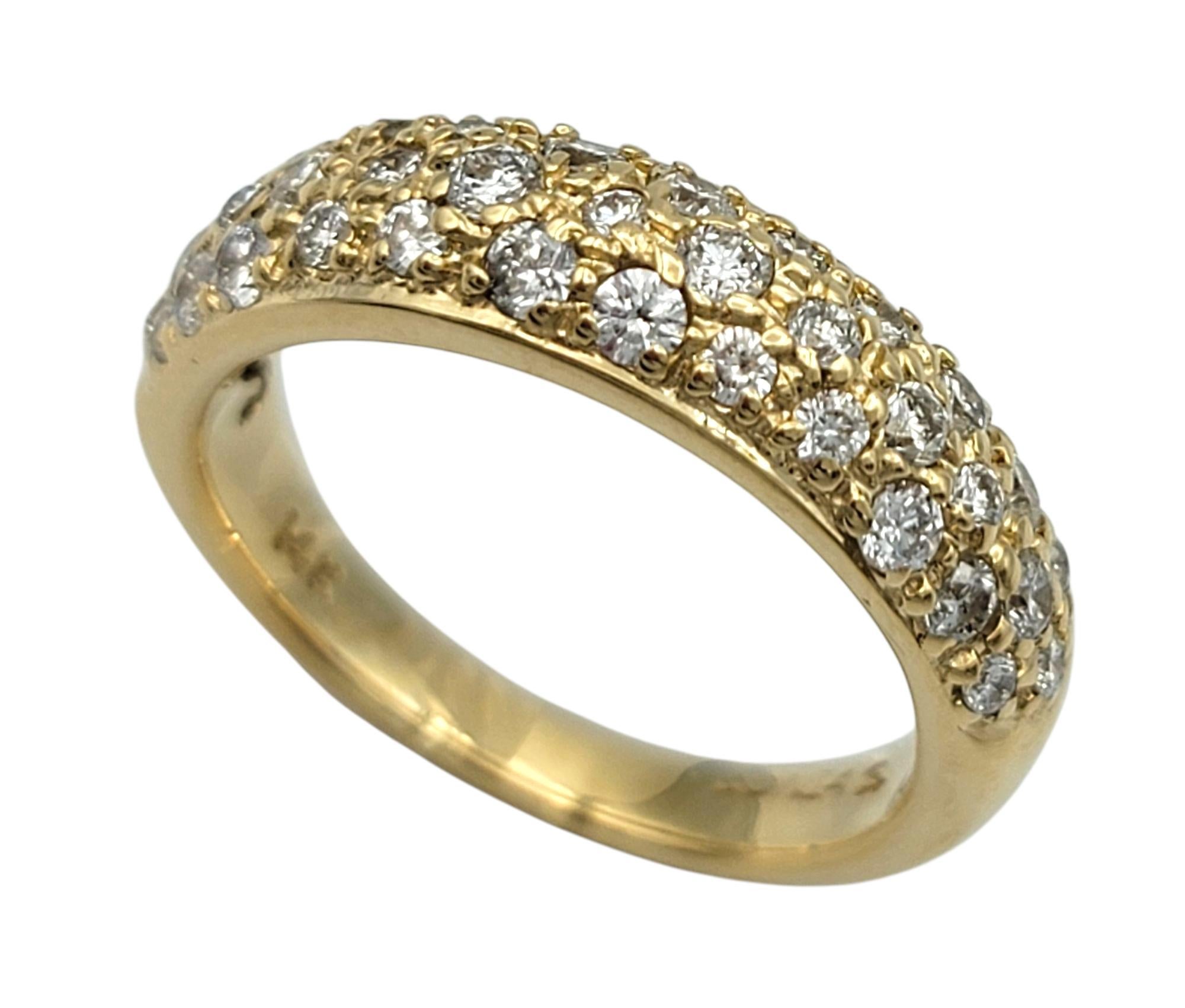 Sonia B Bague en or jaune 14 carats avec pavé de diamants en forme de dôme Bon état - En vente à Scottsdale, AZ