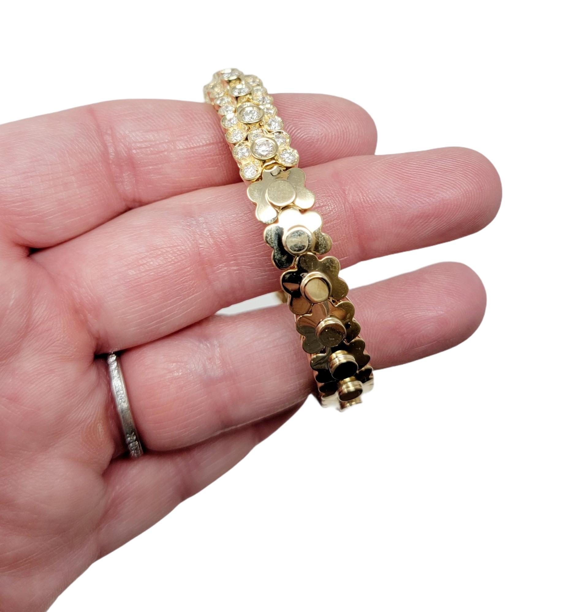 Sonia B. Pave Diamond Floral Motif Flexible Cuff Bracelet 14 Karat Yellow Gold For Sale 1