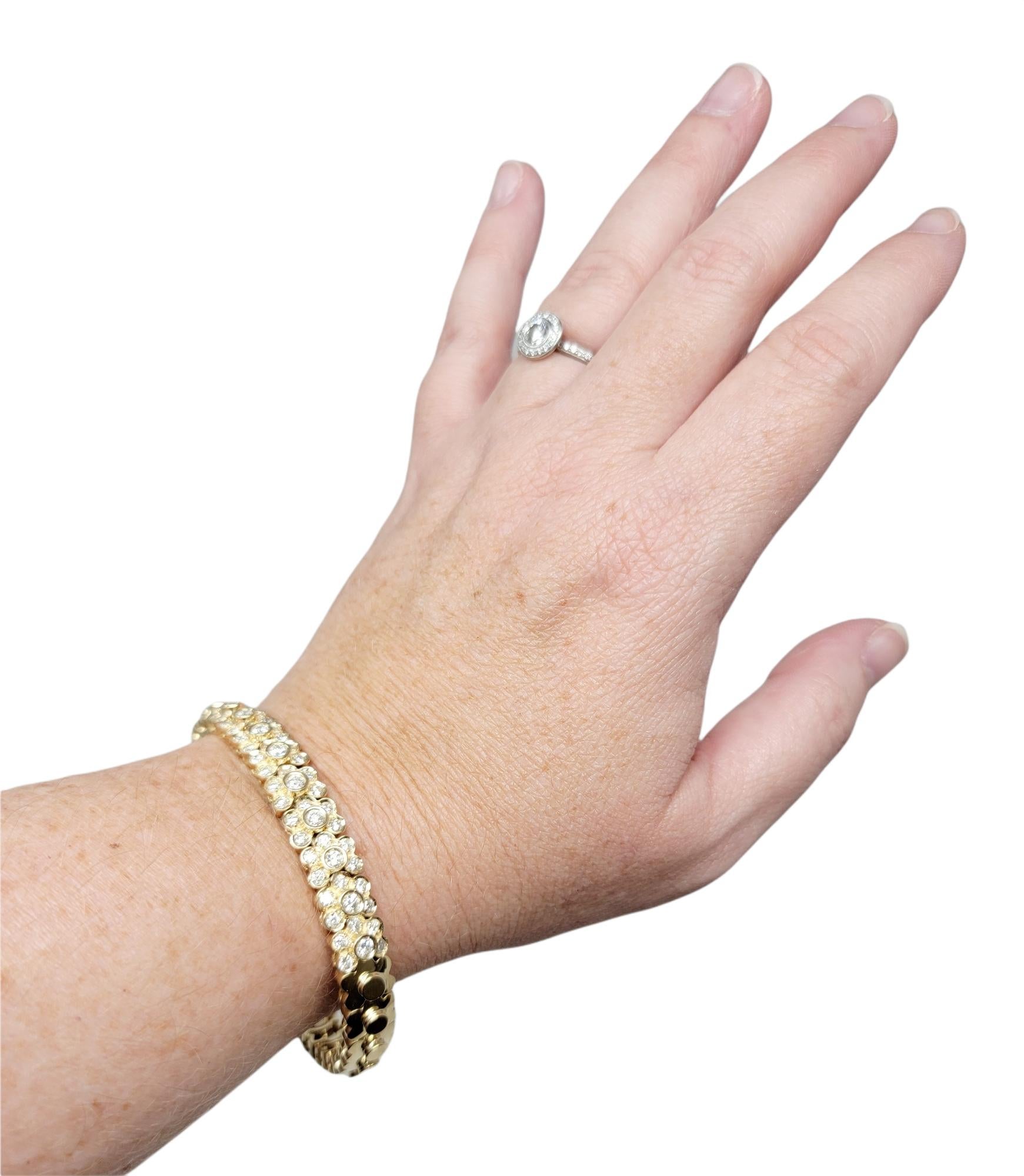Sonia B. Pave Diamond Floral Motif Flexible Cuff Bracelet 14 Karat Yellow Gold For Sale 4