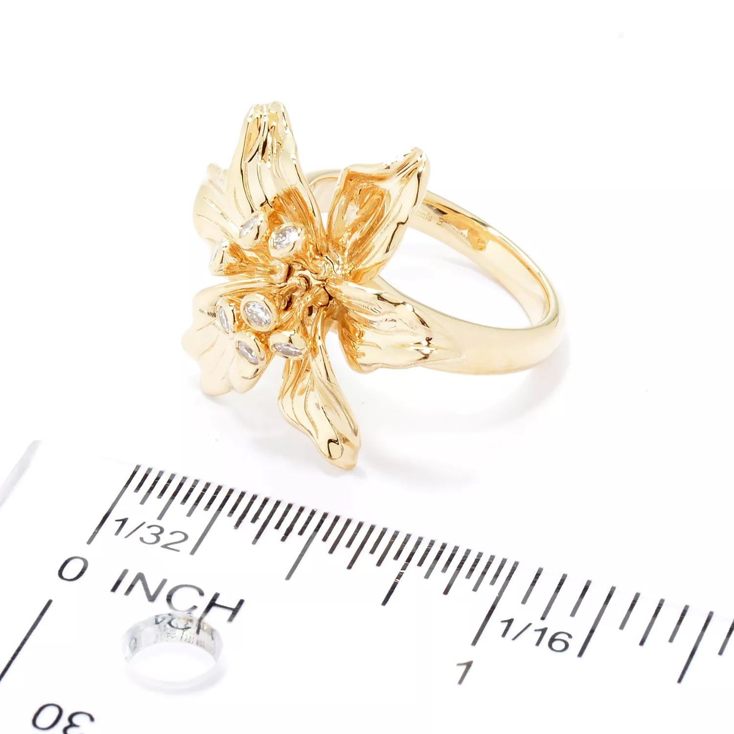 Taille brillant Sonia Bitton, bague fleur en or jaune 14 carats et diamants en vente