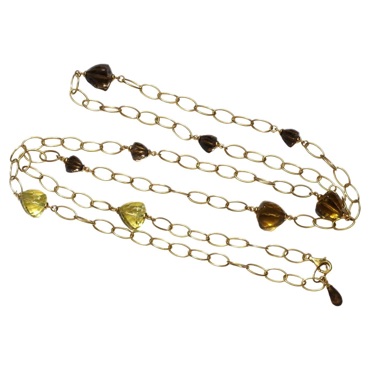 Achieve the coveted chic and layered look with this 14K yellow gold necklace, measuring 42