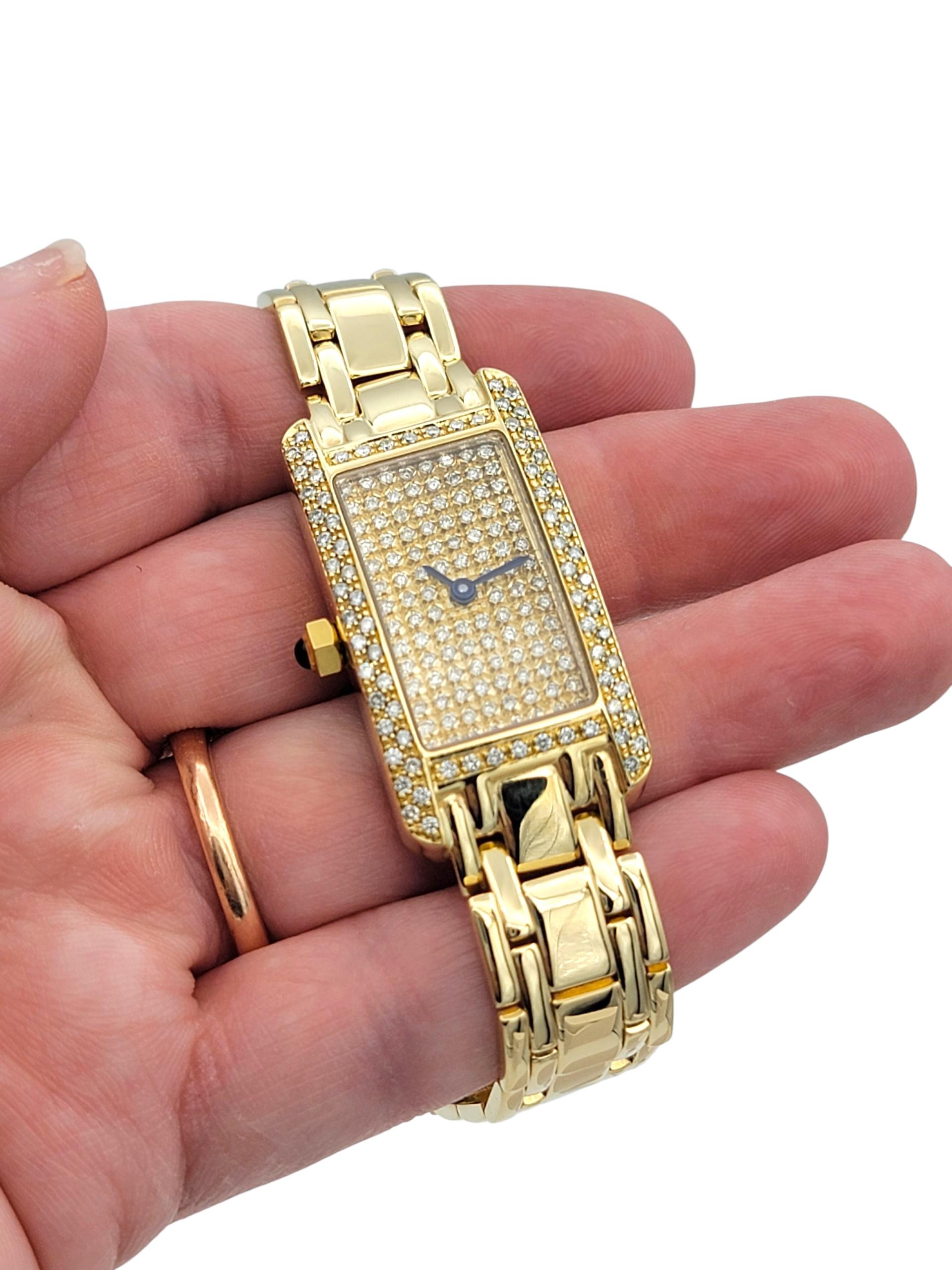 Sonia Bitton Galarie De Bijoux Geneve Montre Vintage Diamantée Or Jaune 14 Karat en vente 4