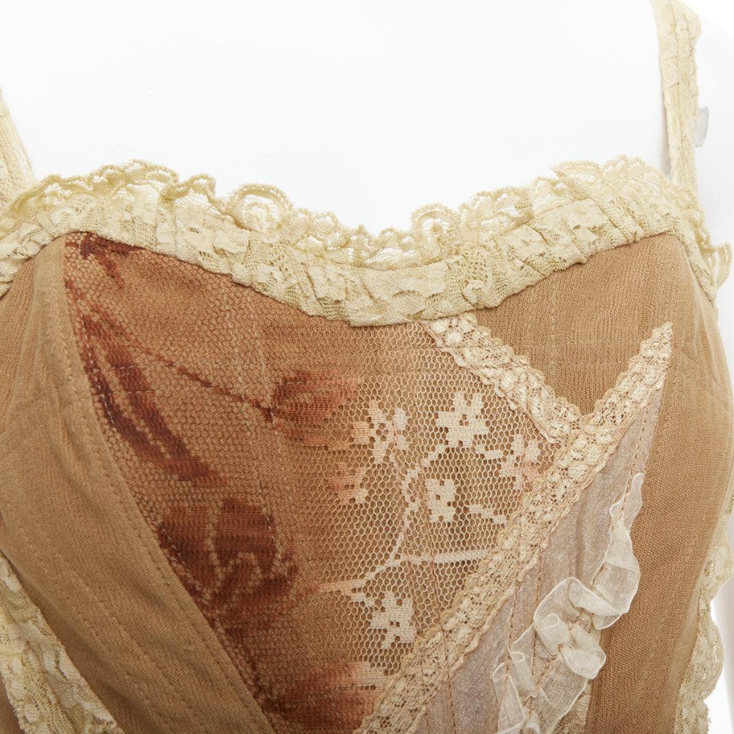 SONIA FORTUNA Vintage Brown Inserti Pizzo lace trim corset top IT42 M
Référence : TGAS/E00370
Marque : Sonia Fortuna
Matériau : Tissu
Couleur : brun, brun foncé
Motif : Dentelle
Fermeture : Zip
Doublure : Tissu marron
Détails supplémentaires :