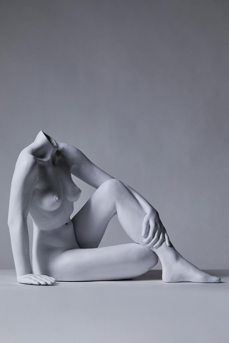 Ophelia (white) - Feminist Sculpture by Sonia Pacheco