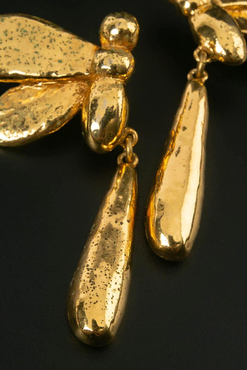 Artist Sonia Rykiel Dragonfly Clip-on Earrings in Gilded Metal For Sale