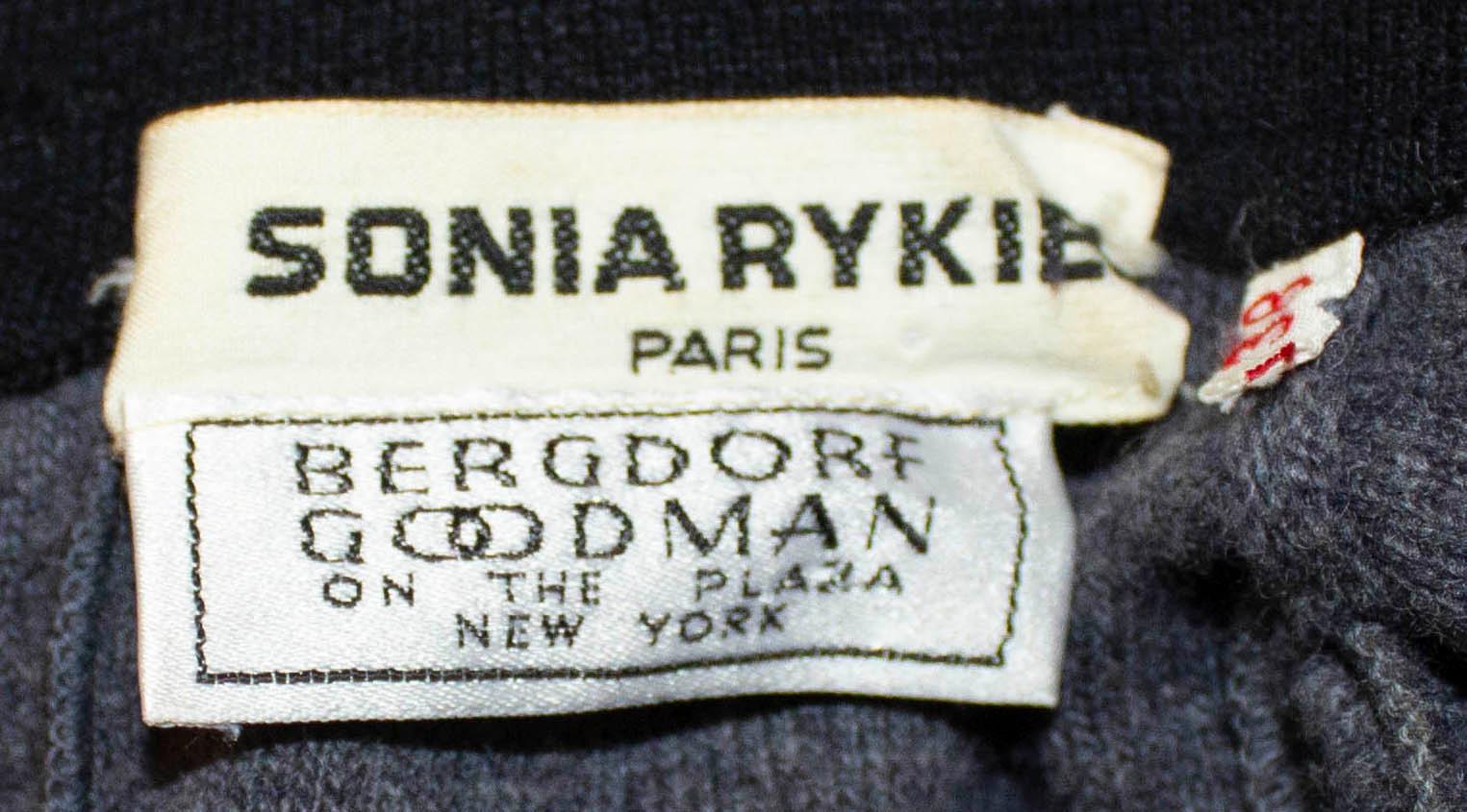 Women's Sonia Rykiel for Bergdorf Goodman Grey and Black Jumper.  For Sale