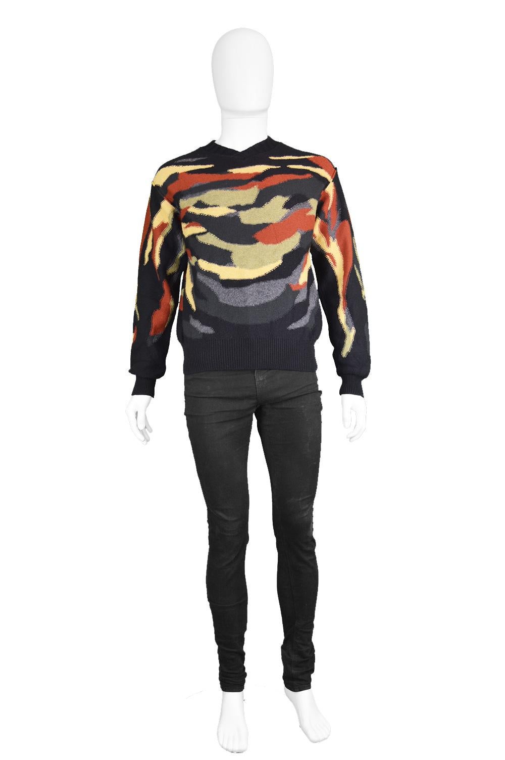 Sonia Rykiel Homme Vintage Mens Black Wool Multicoloured Abstract Jumper

Estimated Size: Men's S-M. Click 'Continue Reading' to check measurements and description.  
Chest - 42” / 106cm (allow roughly 2-4