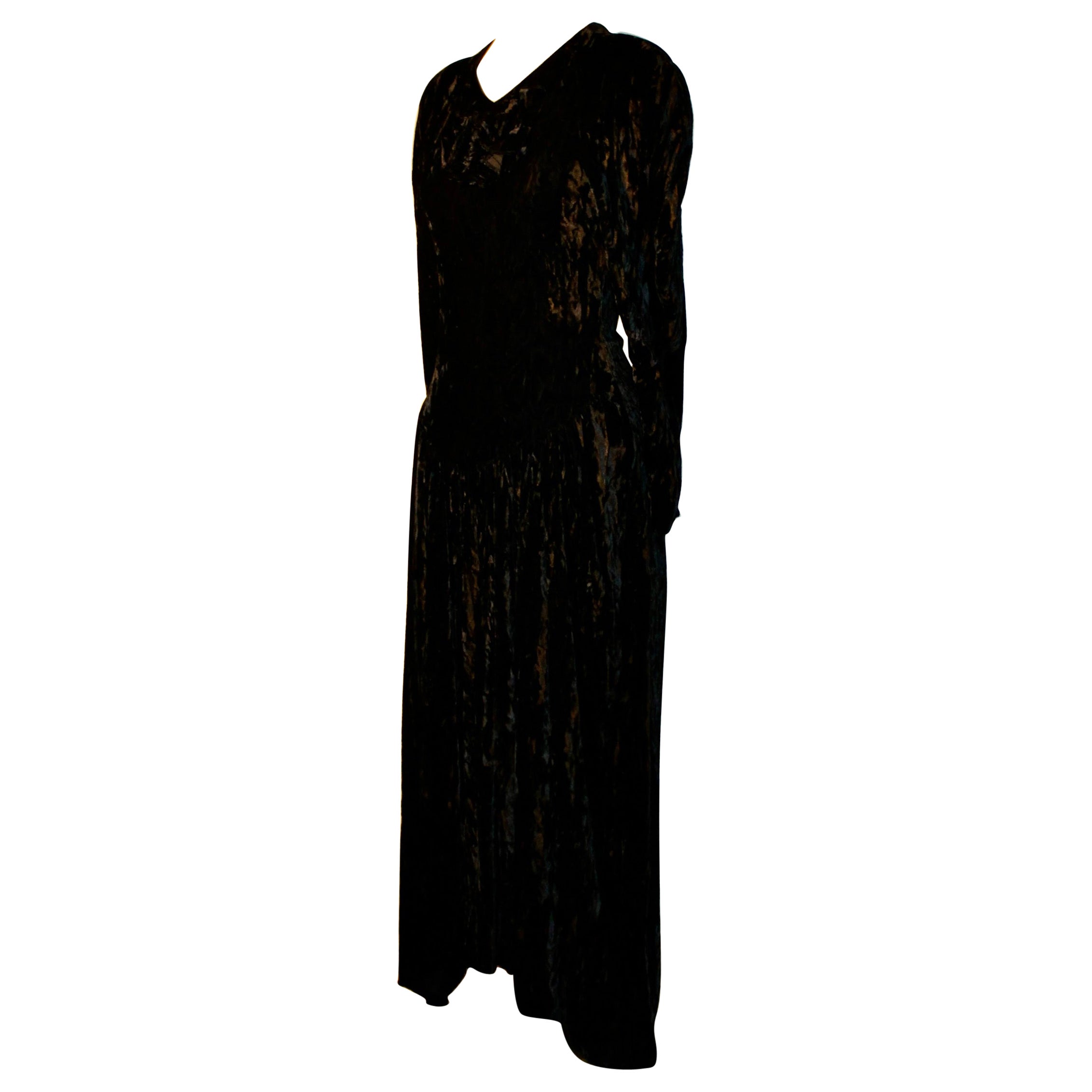 Sonia Rykiel Paris, Kleid aus Samt mit zerkleinertem Saum
