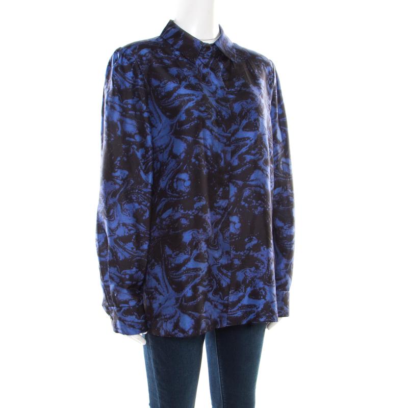The Sonia Rykiel shirt takes current trends for inspiration exhibiting cutting-edge designs. Designed in silk, it is a perfect mix of trends and comfort. This purple piece can be teamed up with light-colored denims for a vibrant look.

Includes: The
