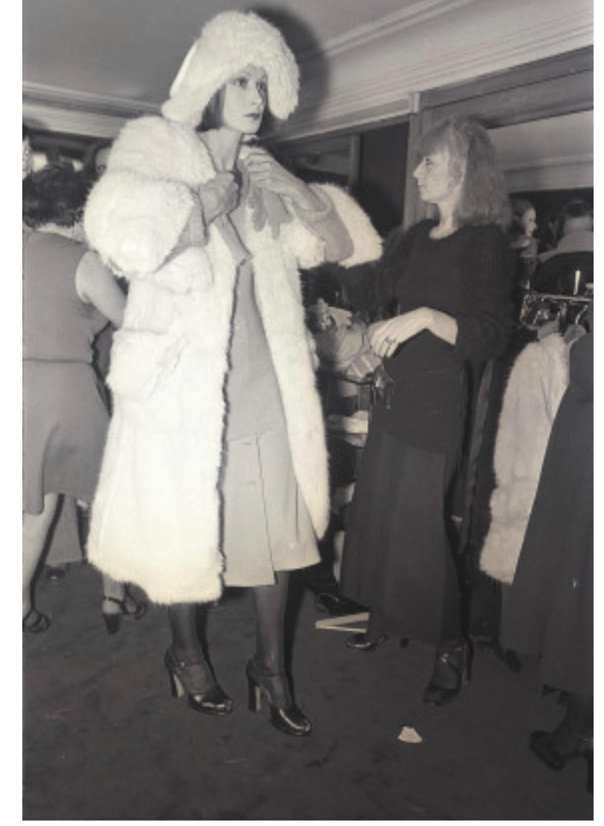 Sonia Rykiel  quintessentially French black knitted wool coat, circa 1960s For Sale 4