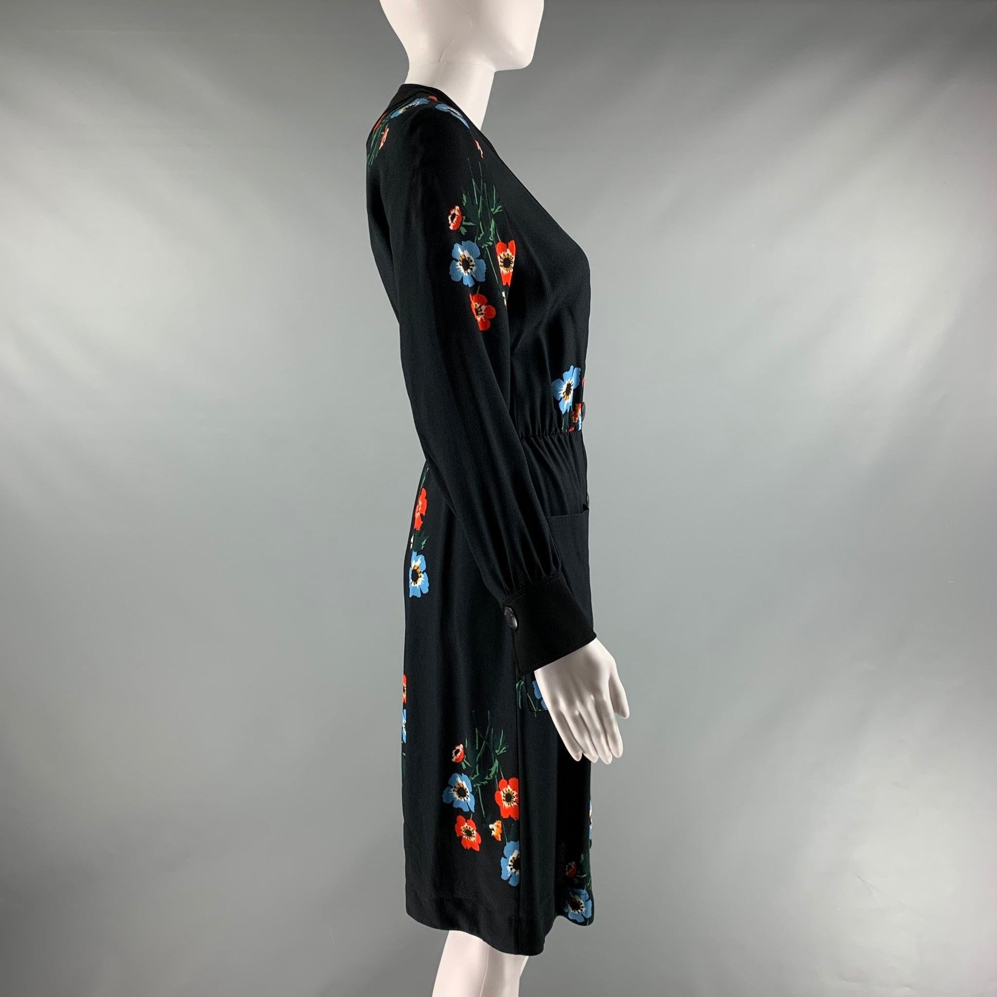 SONIA RYKIEL Taille 4 - Robe noire à boutons-pression à fleurs en viscose multicolore Excellent état - En vente à San Francisco, CA