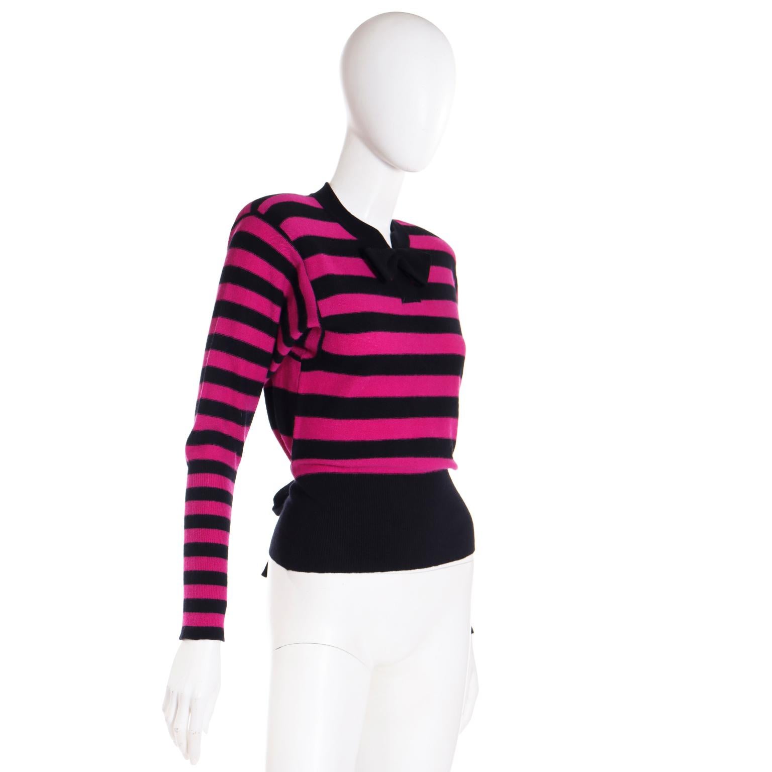 Sonia Rykiel Vintage Pink & Black Wool Bow Sweater Top For Sale 1