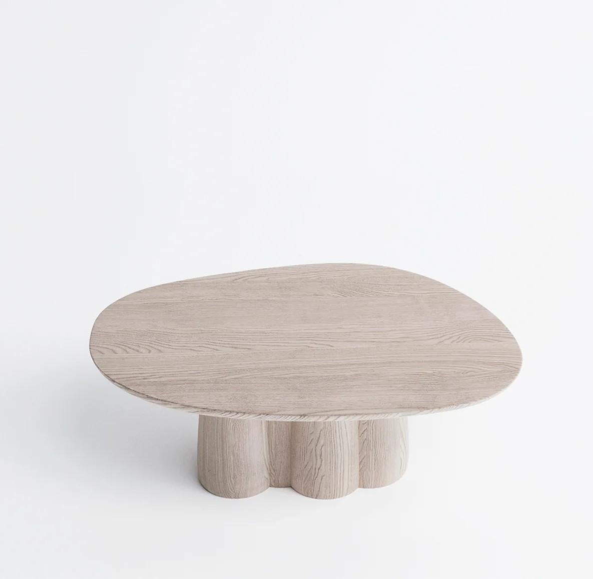 Ukrainien SONIAH Table basse ovale en vente